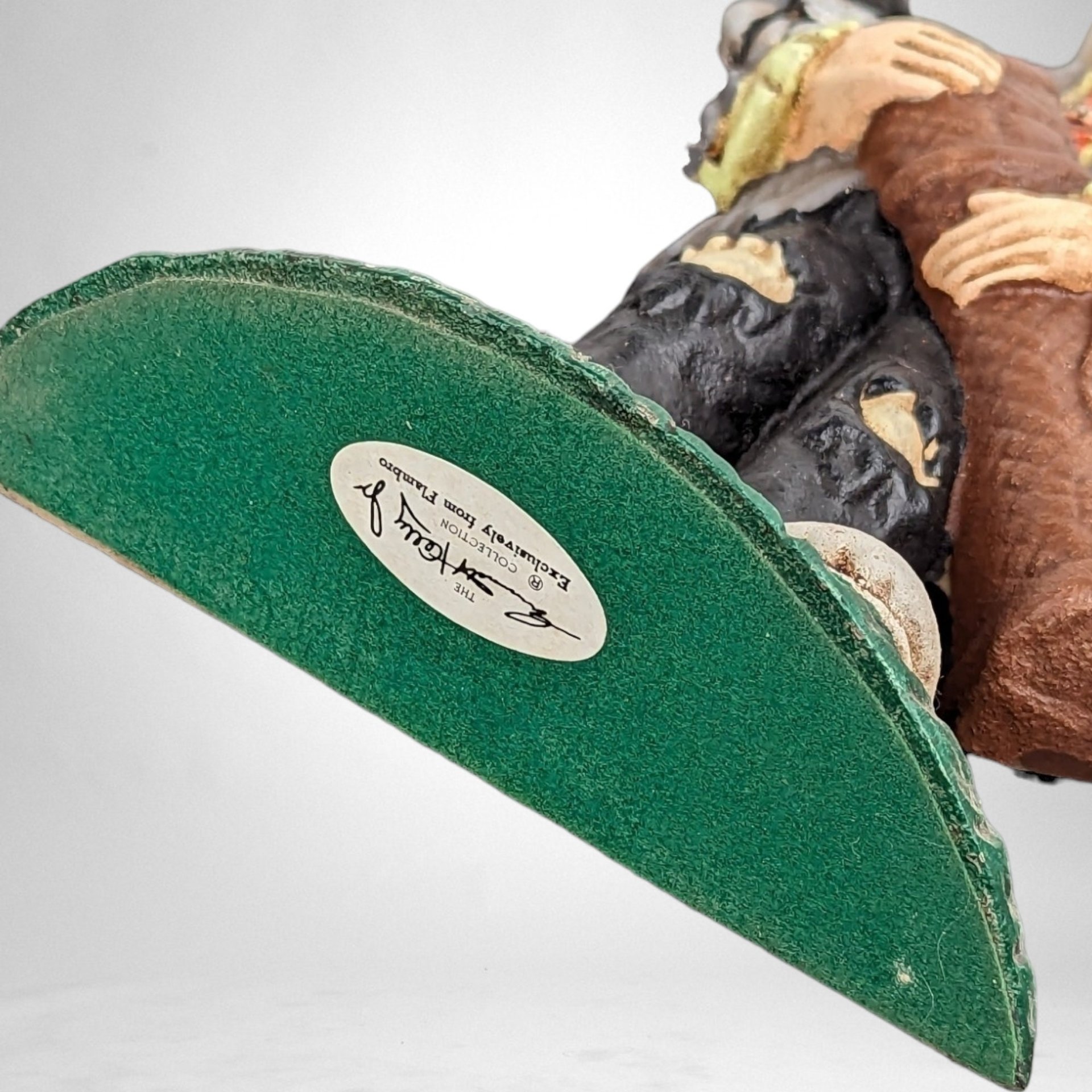 Emmett Kelly Jr. Golf Clown Heavy Metal Door Stop: Vintage Circus-inspired Decor Piece