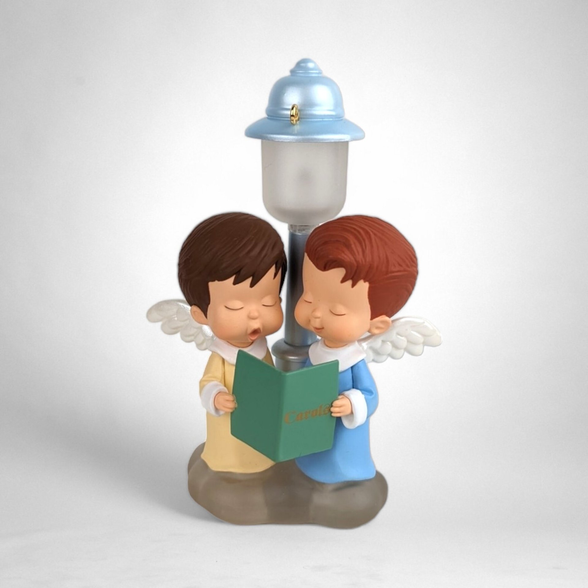 2002 Hallmark Keepsake Mary's Angels Heavenly Carols Light Up Ornament