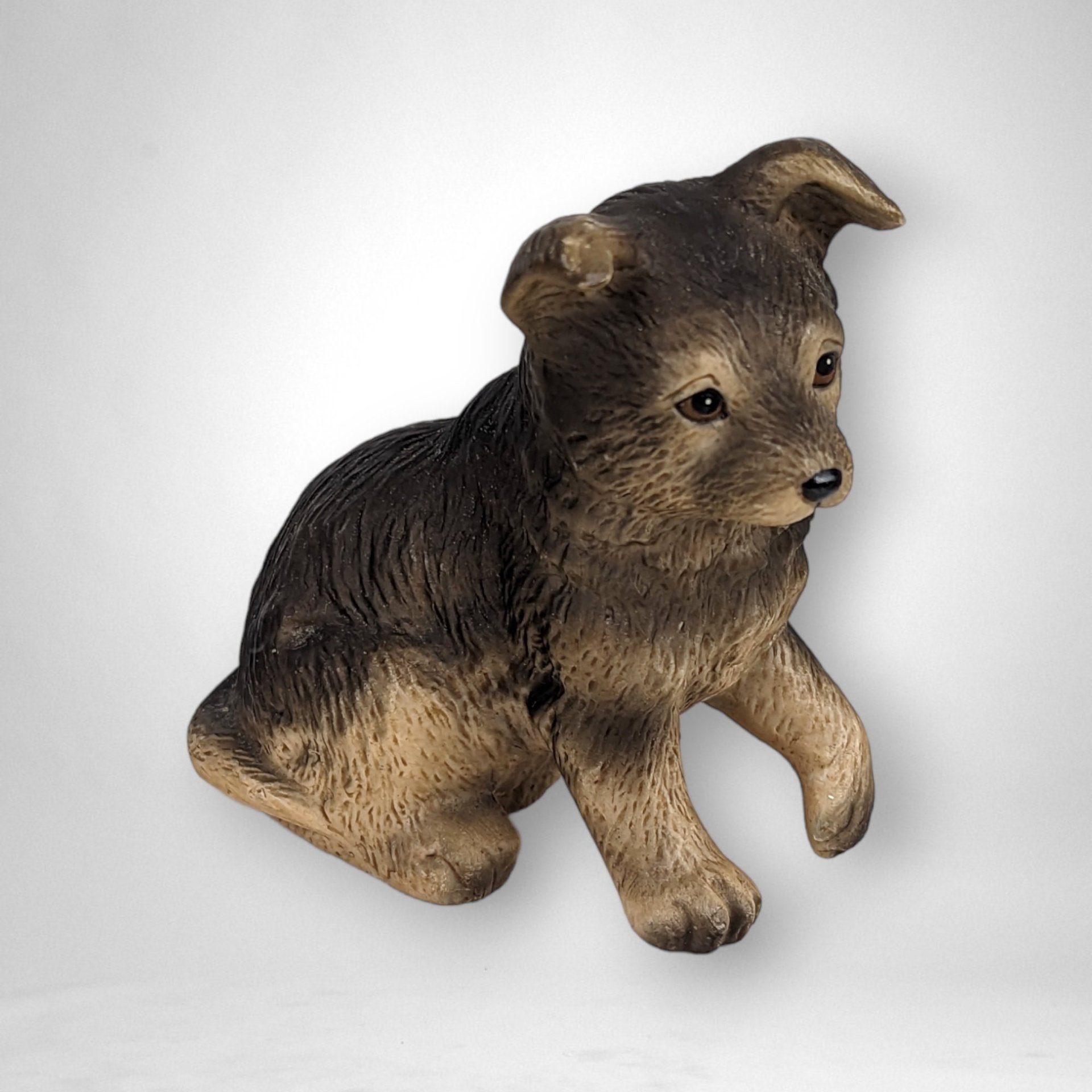 Pair of Homco Puppies 8828 - Adorable Ceramic Canine Figurines