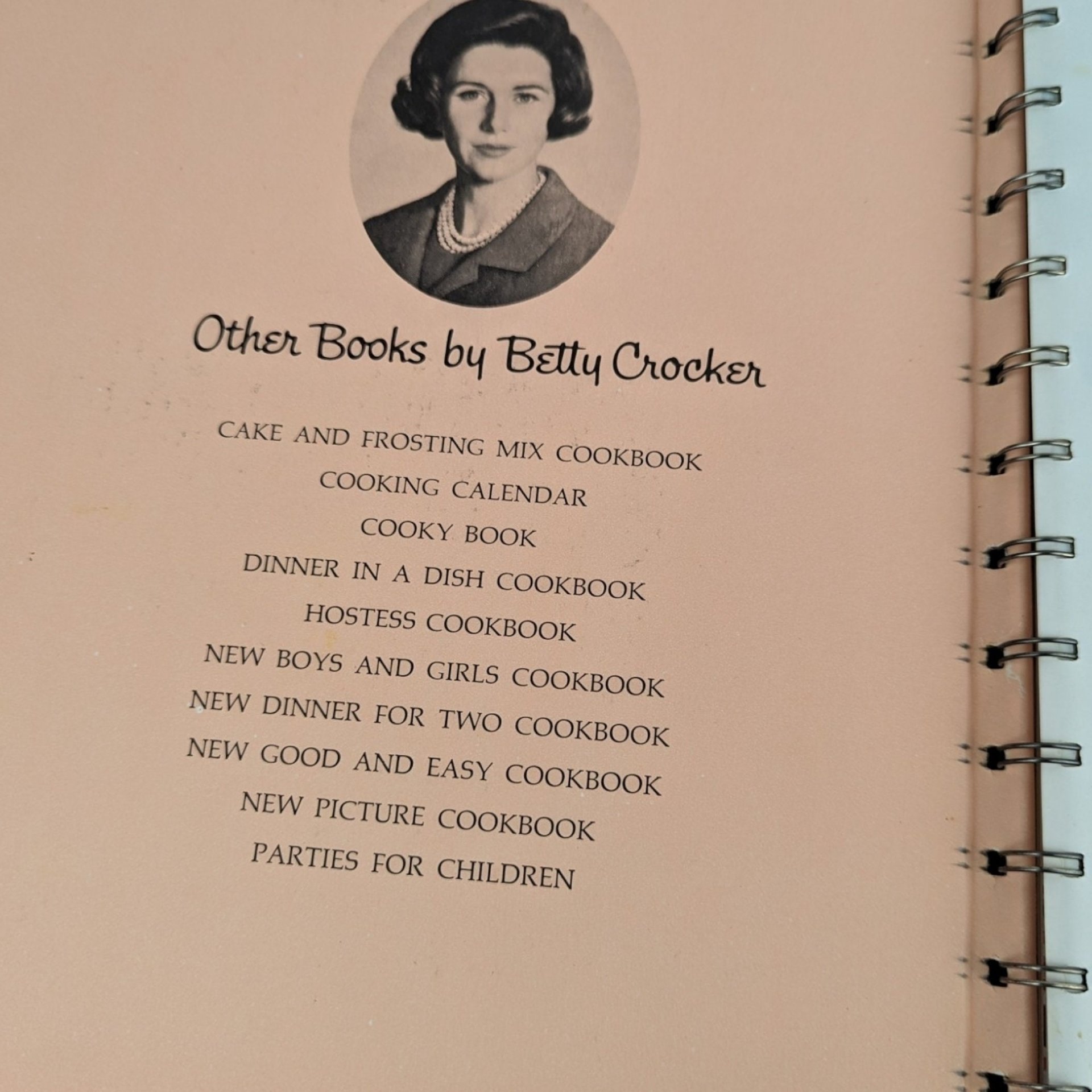 1967 Betty Crocker's New Outdoor Cookbook Barbeques