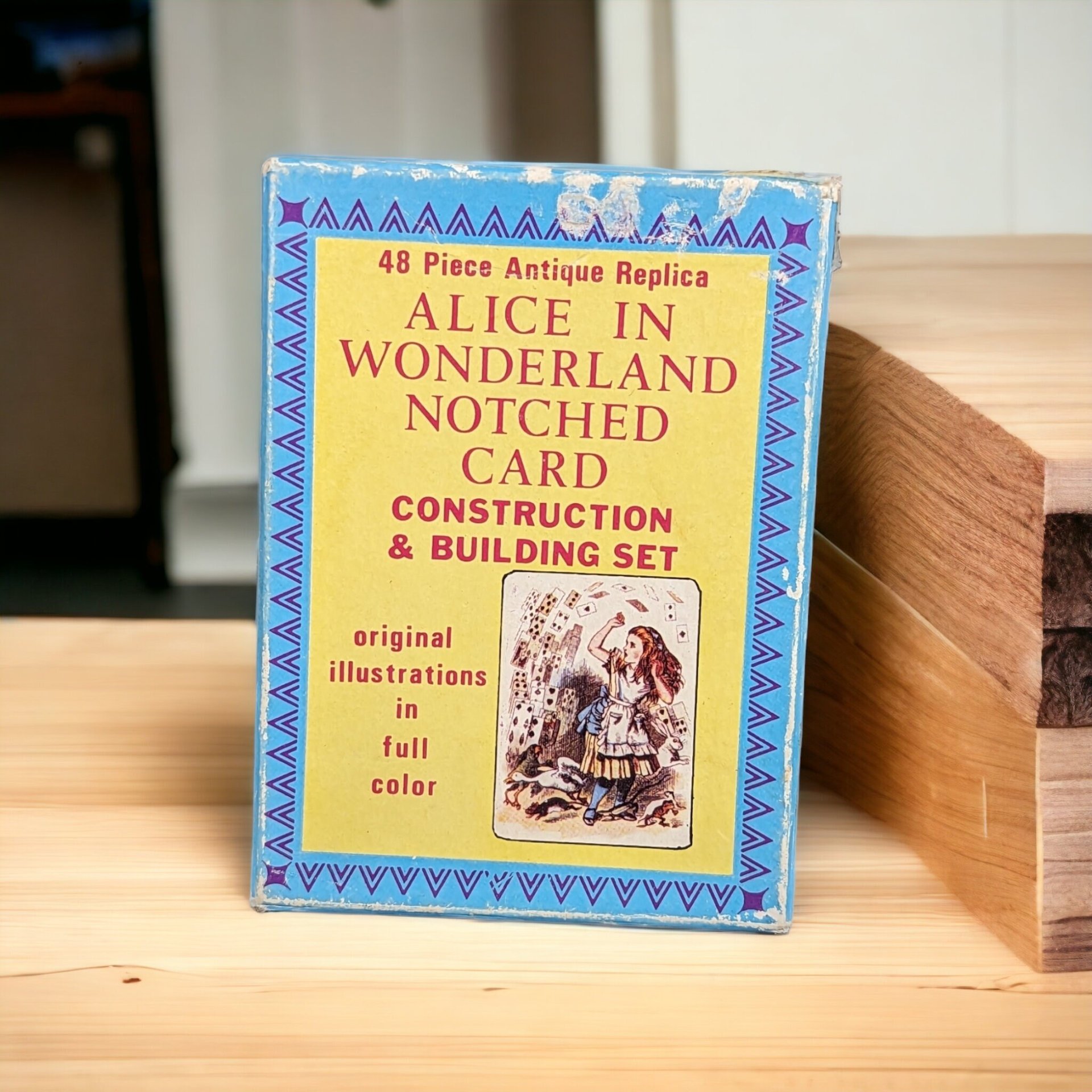 1980s Alice in Wonderland Notched Card Construction Set: Creative Wonderland Adventures