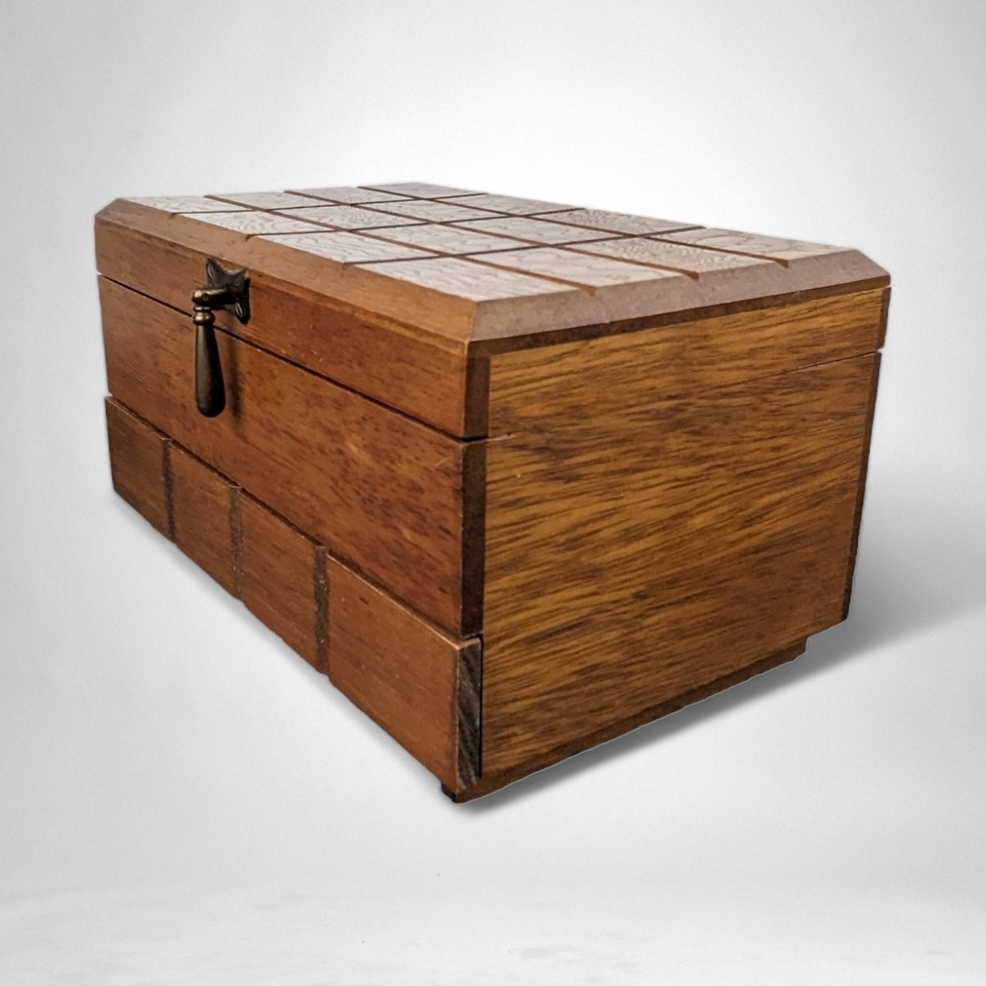 Vintage Mid-Century Modern (MCM) Wooden Jewelry/Treasure Box - Retro Storage