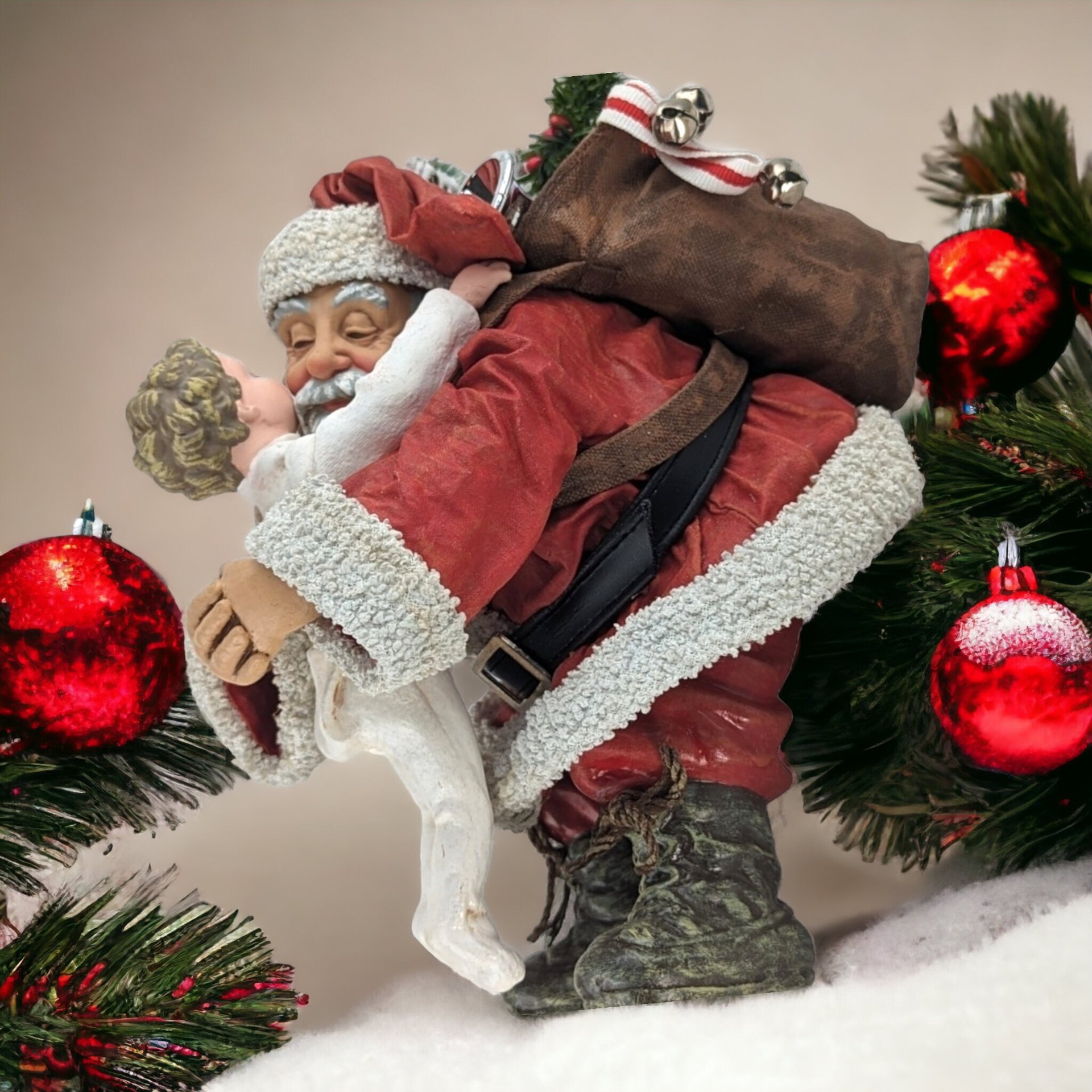 1996 Clothique Possible Dreams Hugging Santa Figure – Heartwarming Holiday Collectible