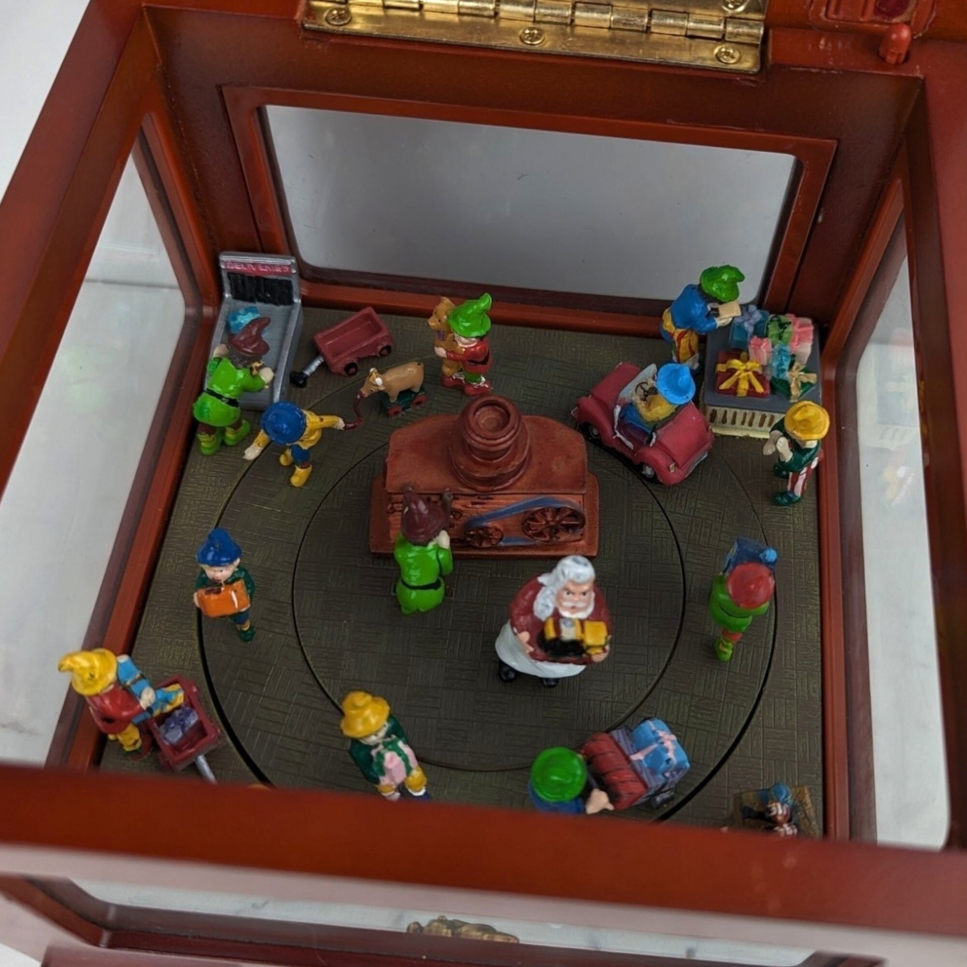 Vintage Mr. Christmas Animated Music Box - Nostalgic Holiday Melodies