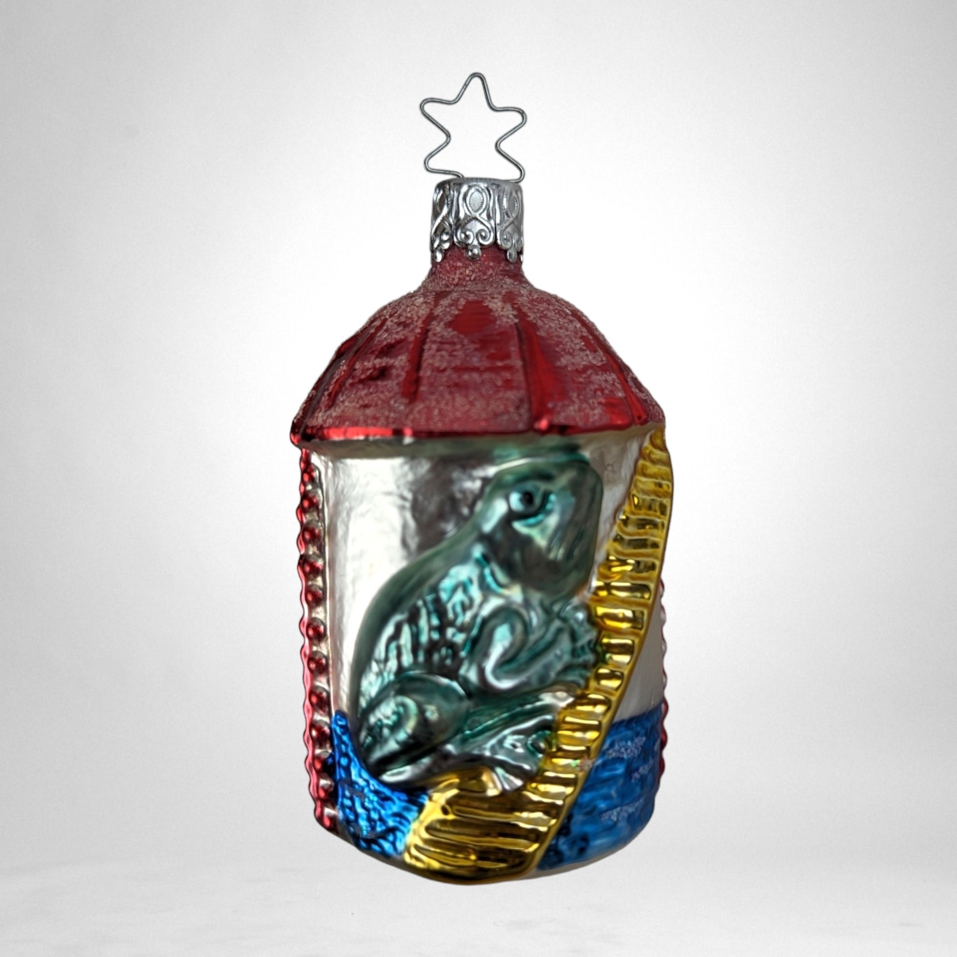 Vintage Whimsy: Blown Glass Frog Ornament for Timeless Holiday Delight