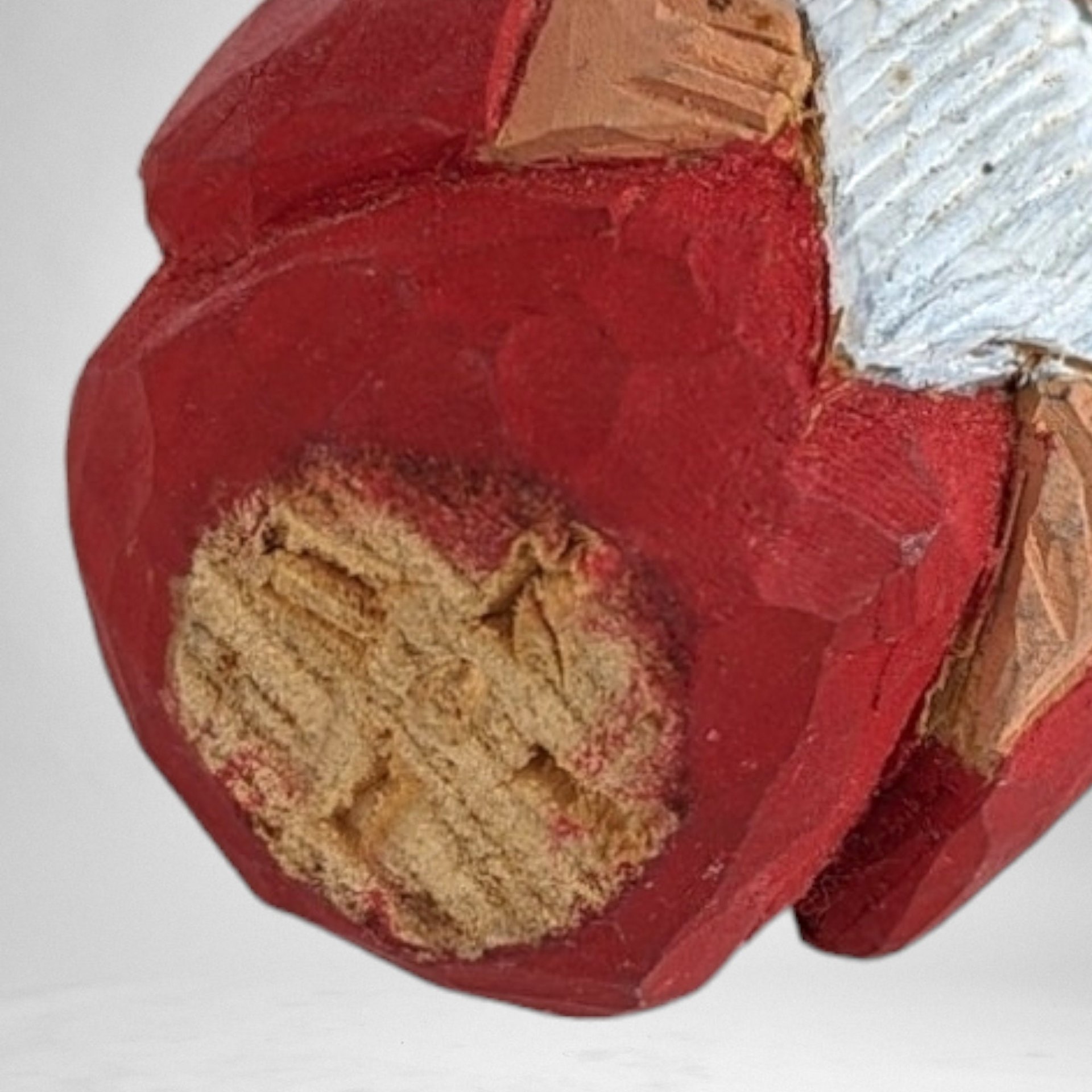 Exquisite Vintage Hand-Carved Santa Egg-Shaped Figurine: Timeless Holiday Elegance