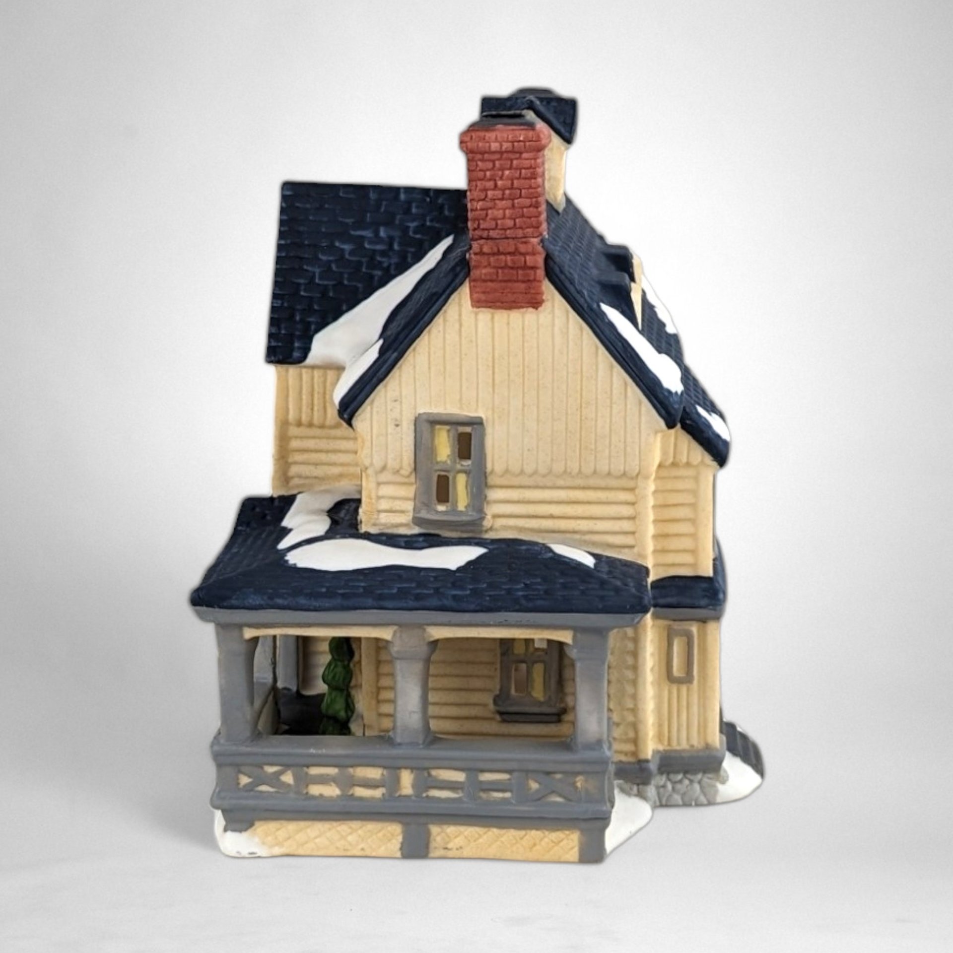 1988 Dept. 56 "Boarding House" - Charming New England Village Collectible