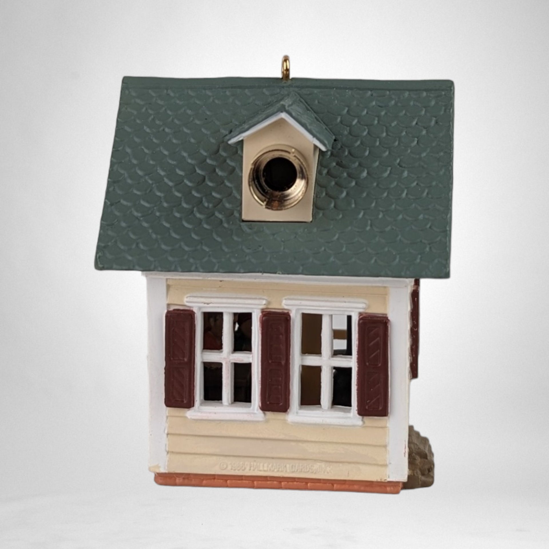 1986 Hallmark Lighted General Store Ornament - Vintage Holiday Glow!