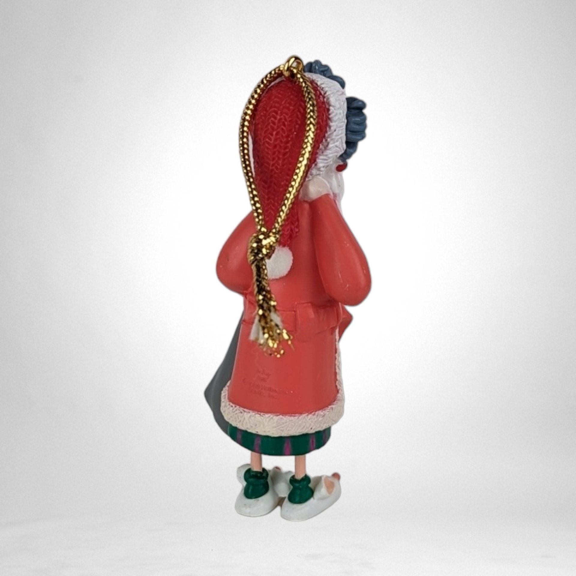 1993 Hallmark Maxine Ornament: Vintage Sass and Holiday Cheer for Your Tree!