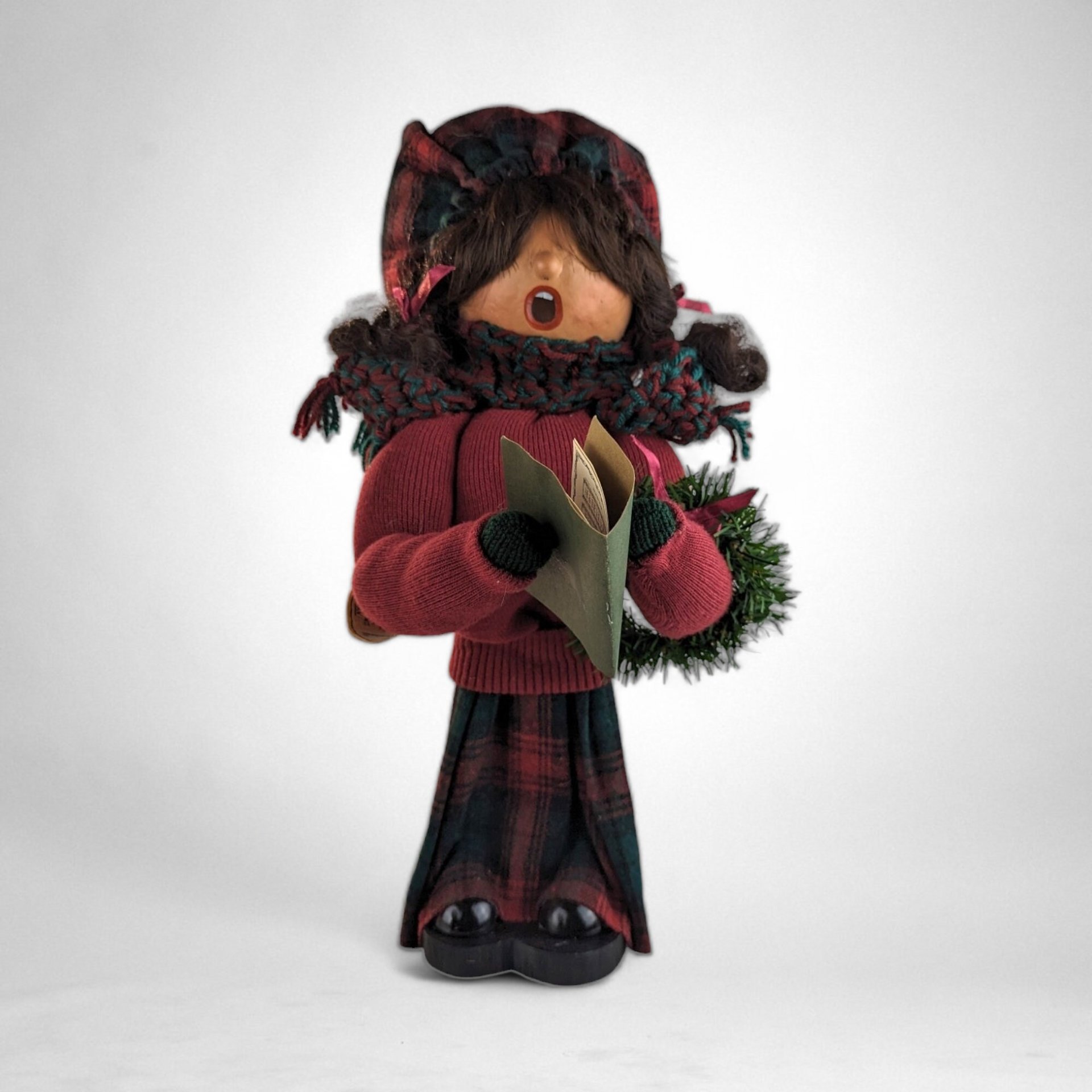 Pair of Handmade 19" Dolls Unlimited Carolers: Charming Artistry for Festive Decor