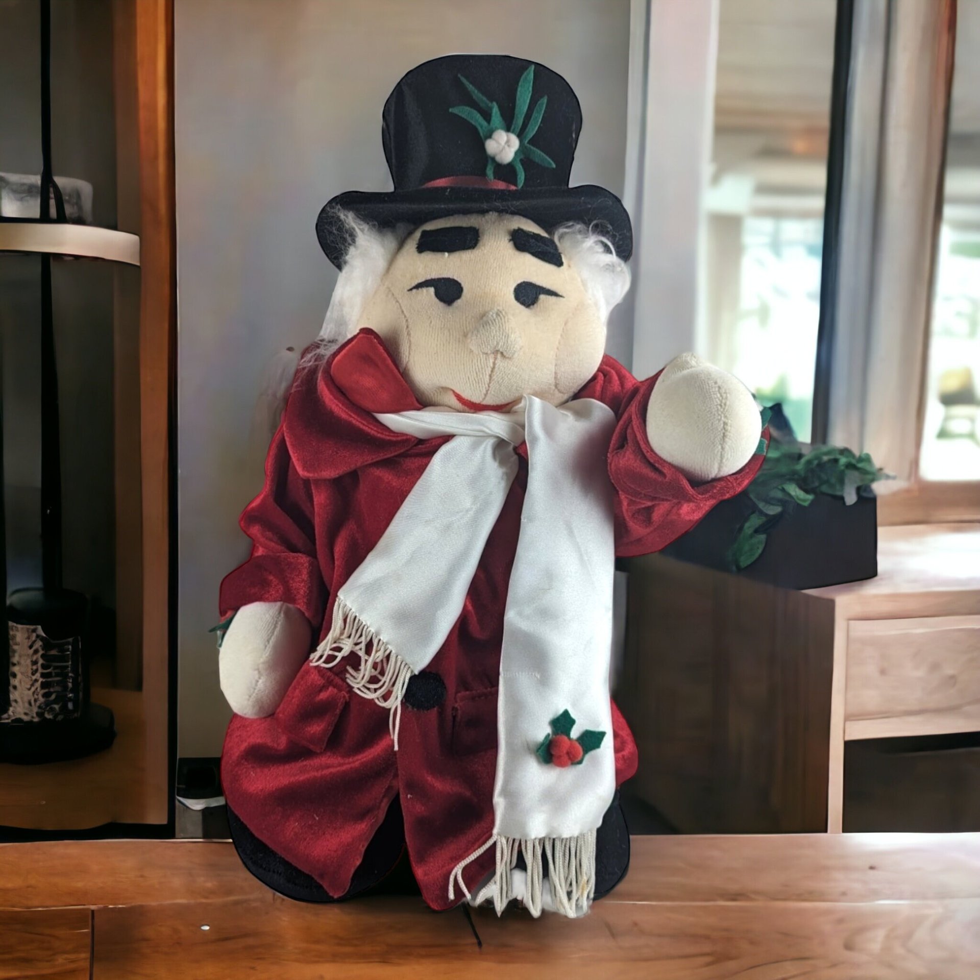 Vintage Mistletoe Angel Plush - Nostalgic Holiday Charm