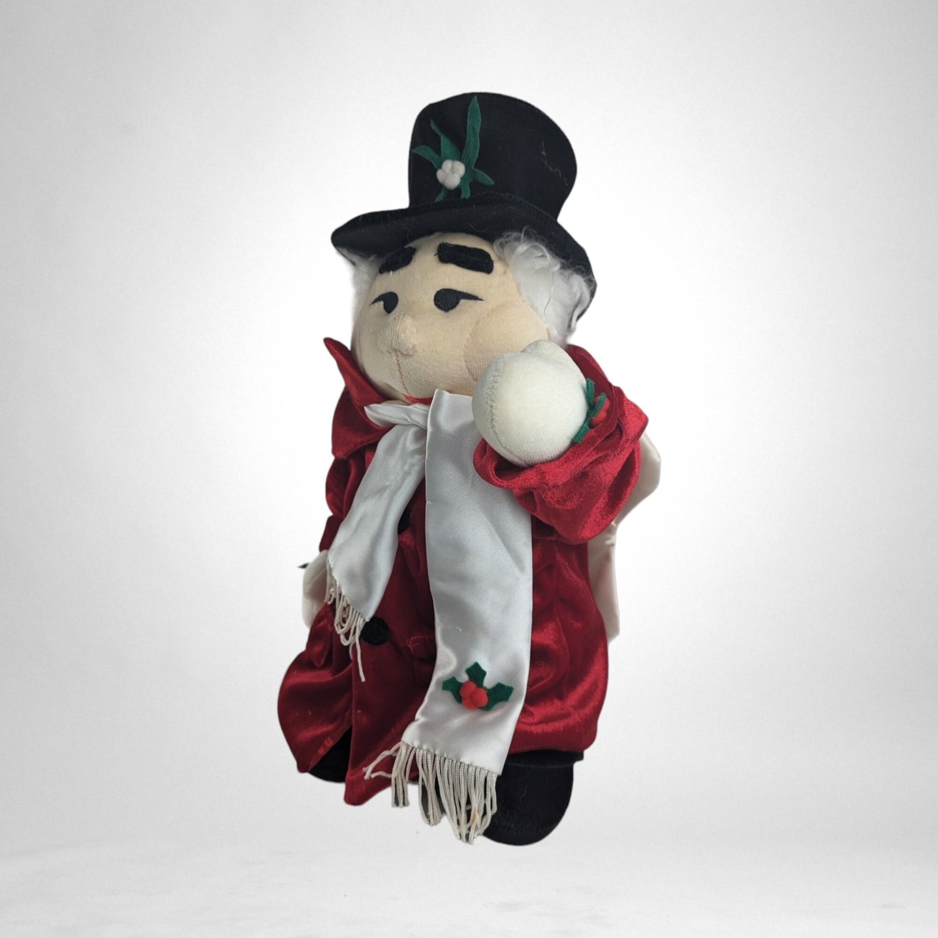 Vintage Mistletoe Angel Plush - Nostalgic Holiday Charm