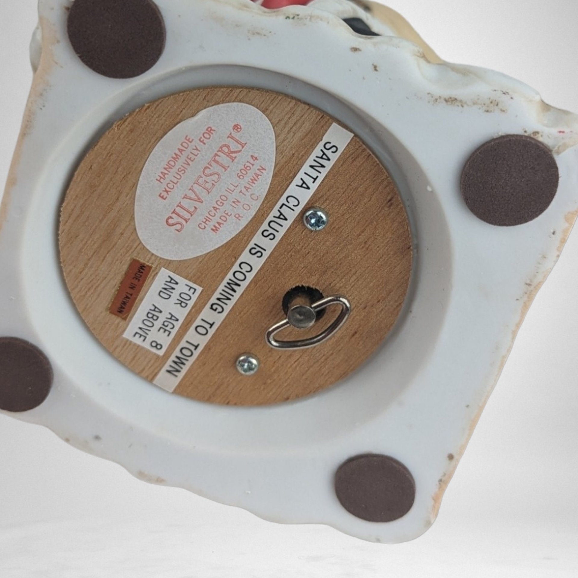 Vintage Silvestri Rooftop Santa Claus is Coming to Town Music Box