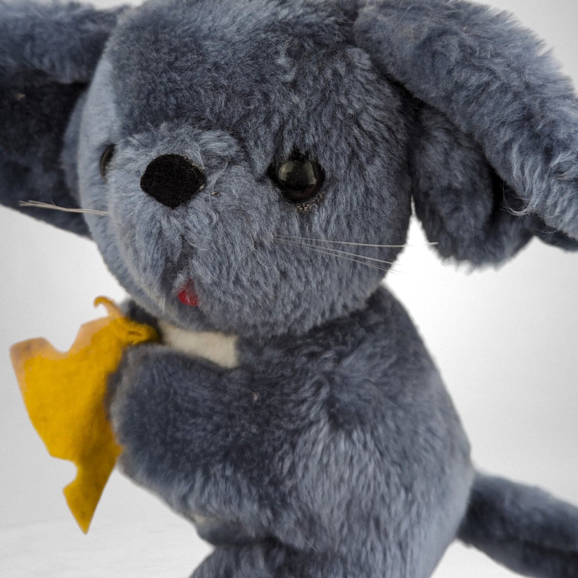 1973 Dakin Plush Mouse with Cheese