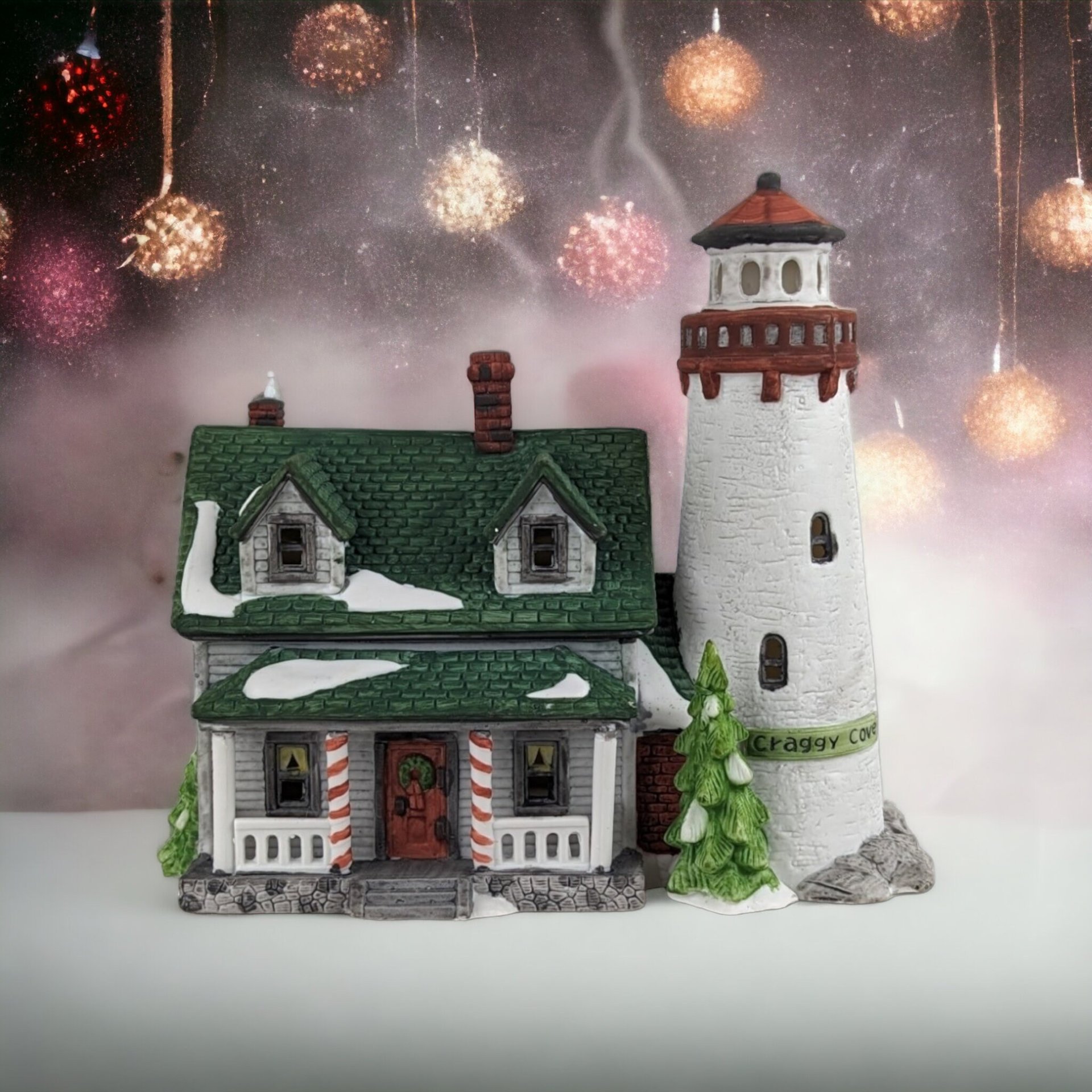 Dept 56 New England Village "Craggy Cove Lighthouse" | 1987 | Retired