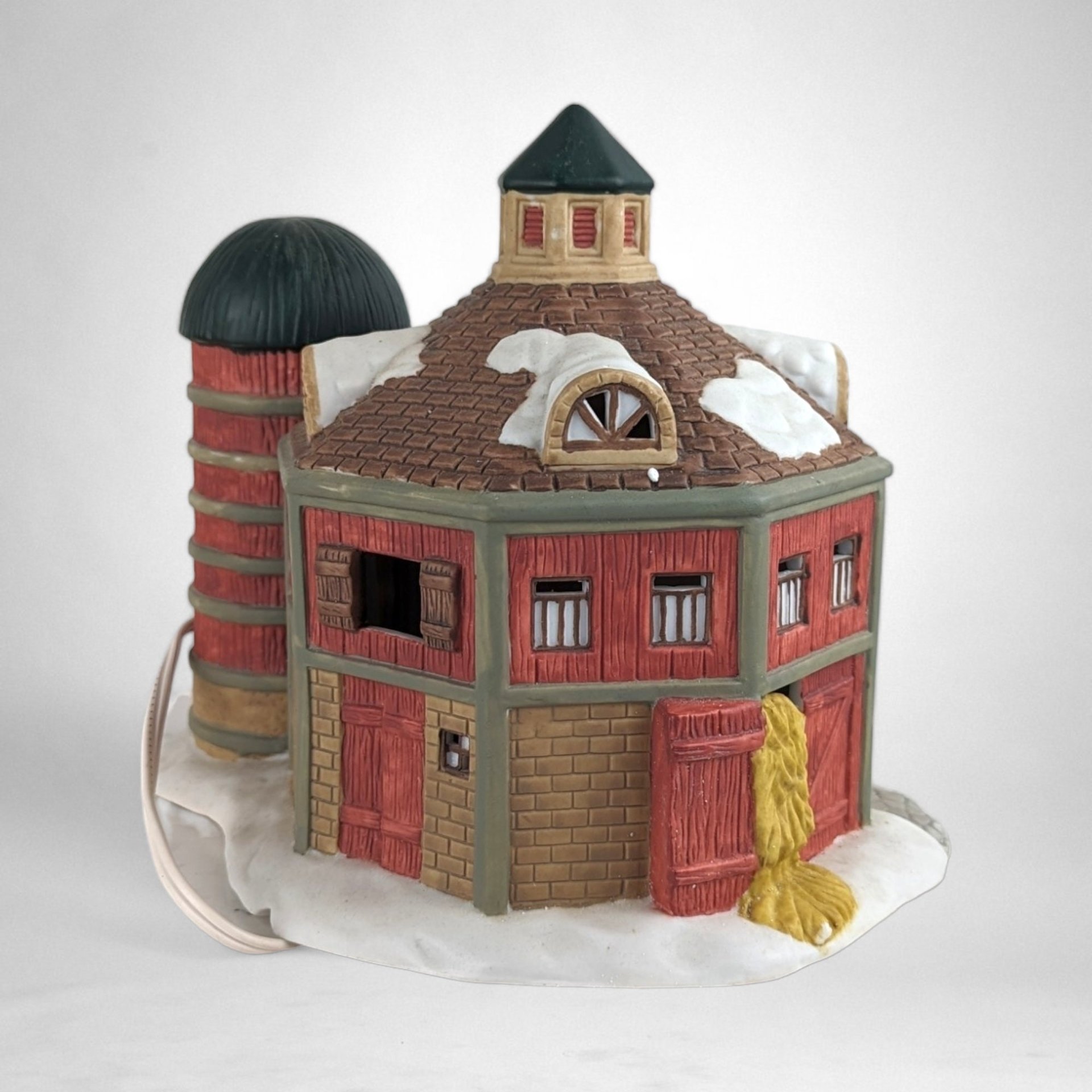 1997 St. Nicholas Square Octagon Barn Village Building - Charming Holiday Collectible