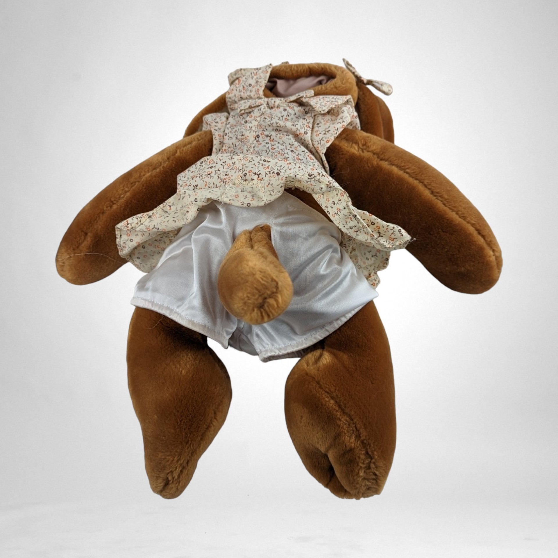 Vintage 1981 Ganzbros Wrinkles Puppet Plush Dog - Adorable Nostalgia for Collectors and Kids