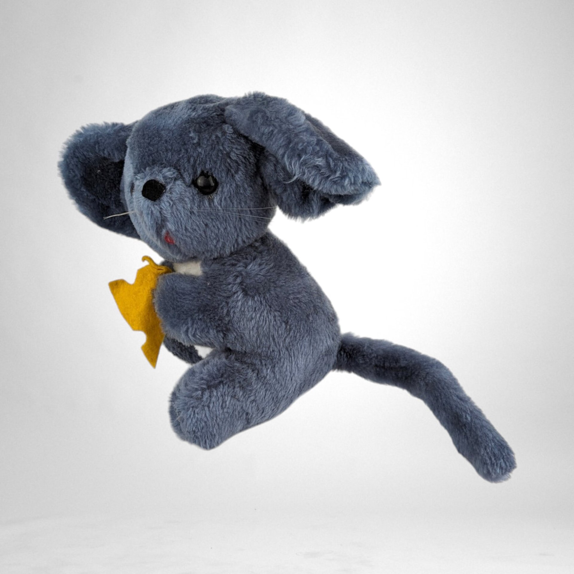 1973 Dakin Plush Mouse with Cheese