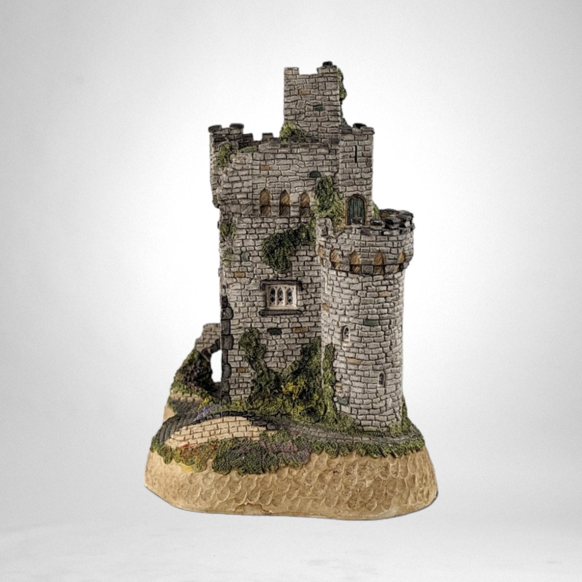 Vintage 1992 David Winter Cottages Donovan's Castle | Irish Collection | Collectible Home Decor