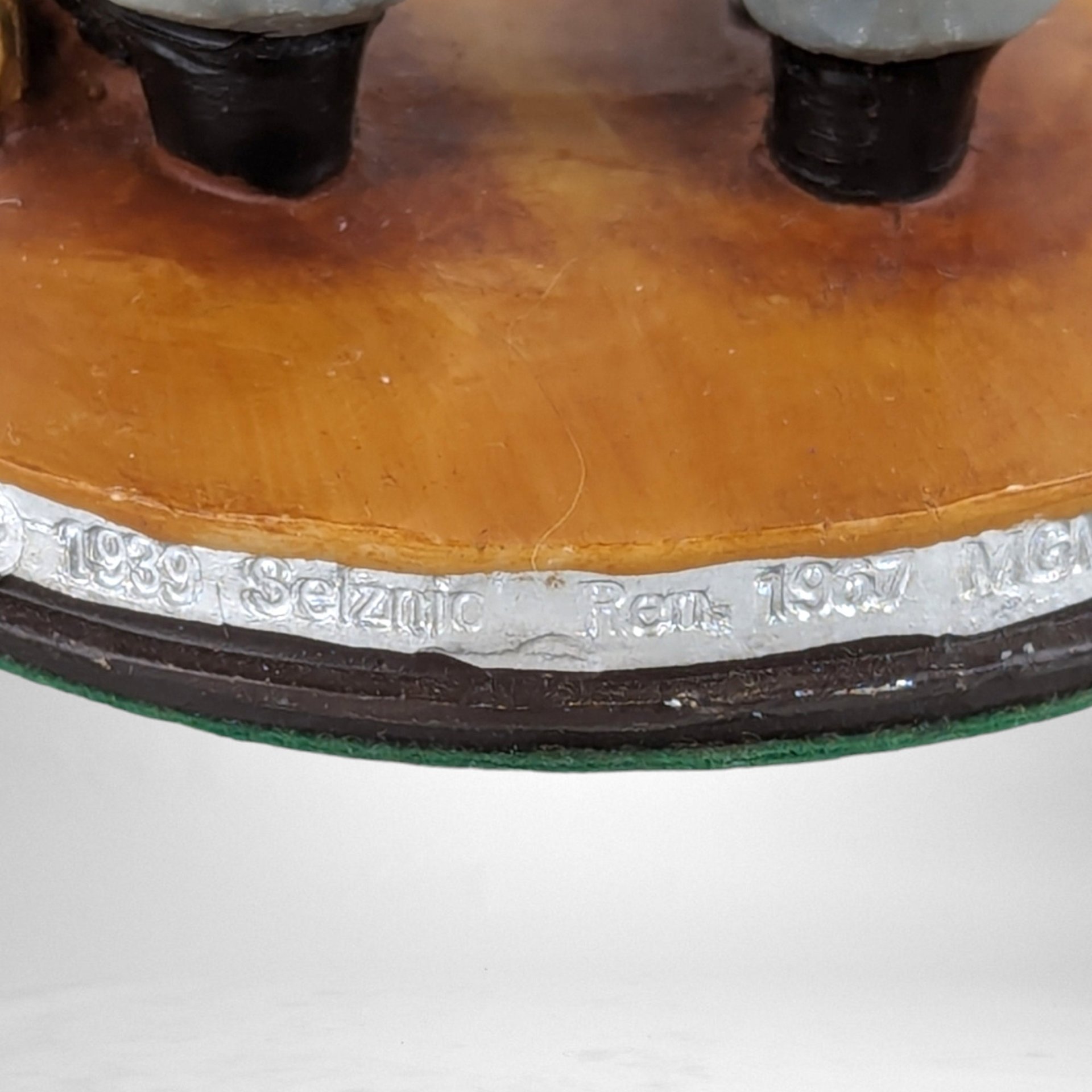 Vintage Dave Grossman Gone with the Wind Ashley Wilkes Figurine: Classic Collectible Tribute