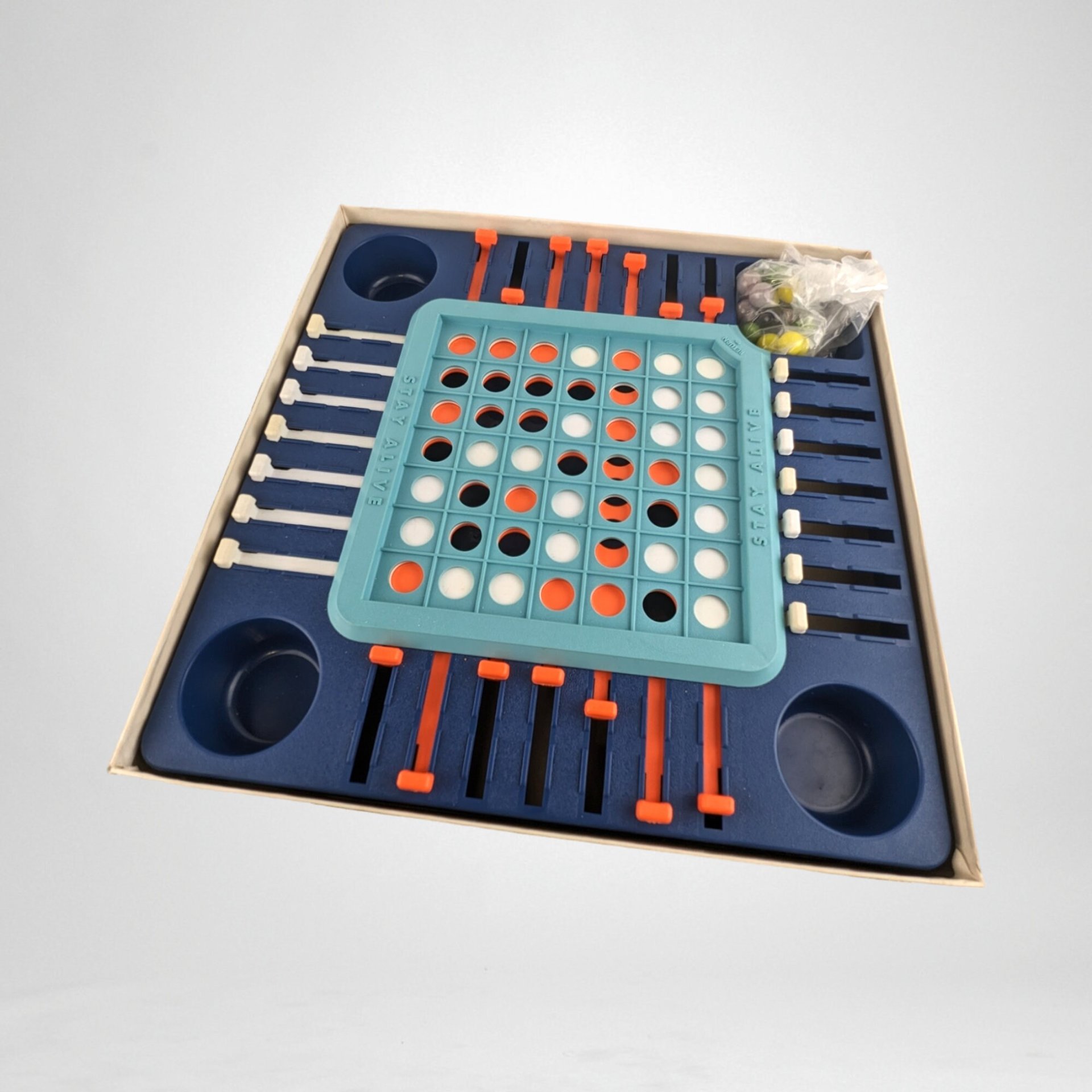 1971 Milton Bradley Stay Alive Game