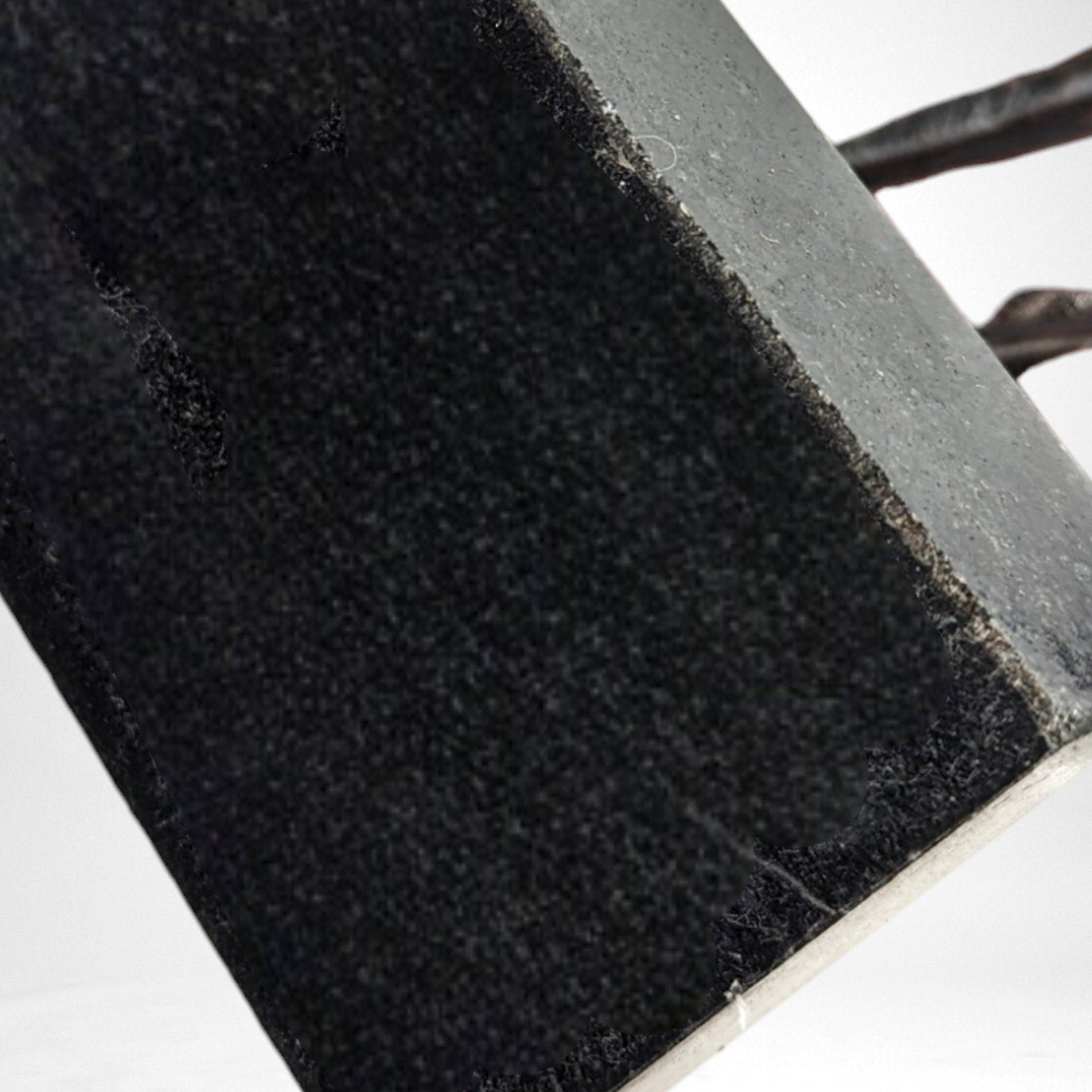 Swingin' Statue: Bronze Horn Player Blows Away in Vintage Charm