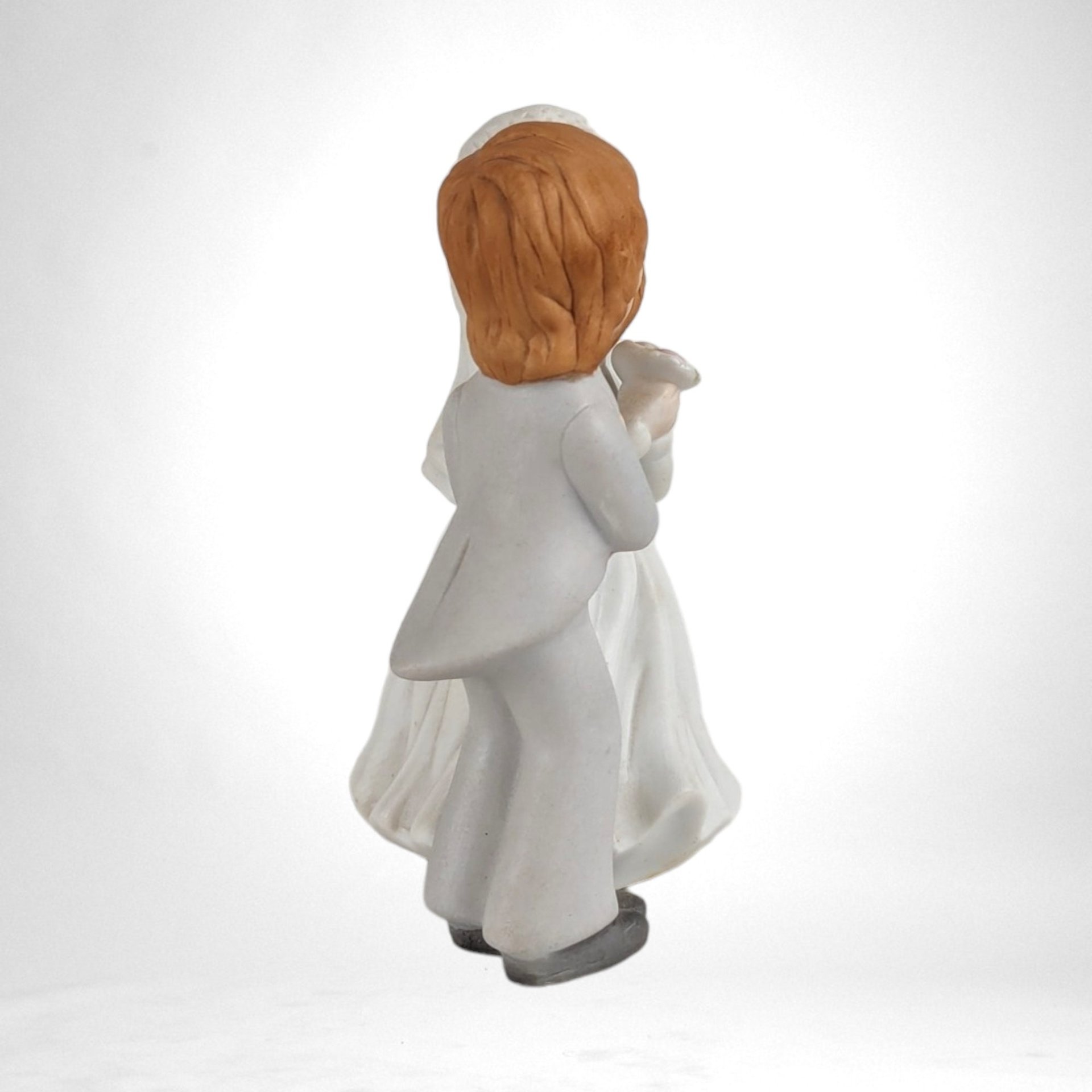 Vintage Geo Lefton Bride and Groom Ceramic Figurine