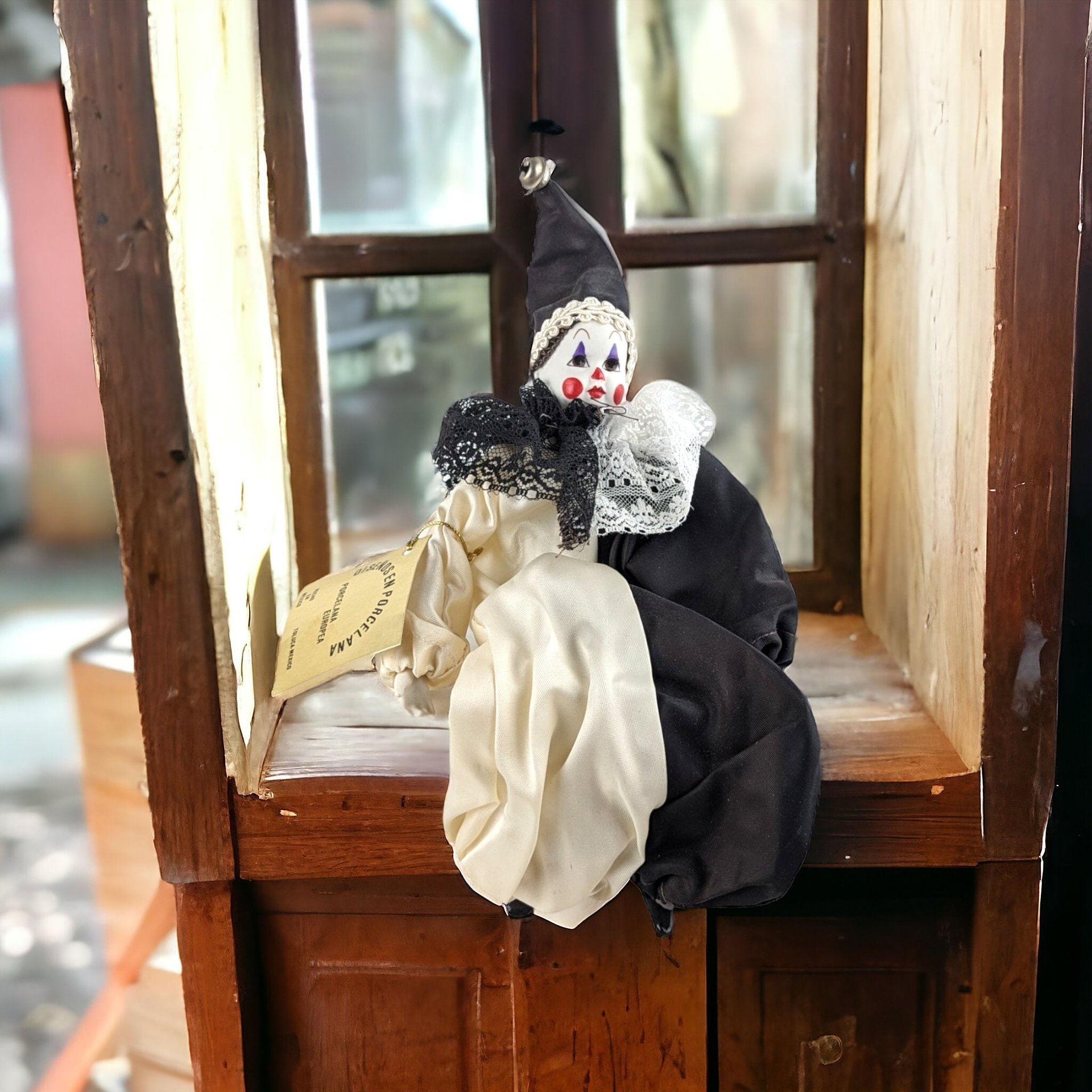 Vintage Black and White Porcelain Clown Shelf Sitter (6 1/2")