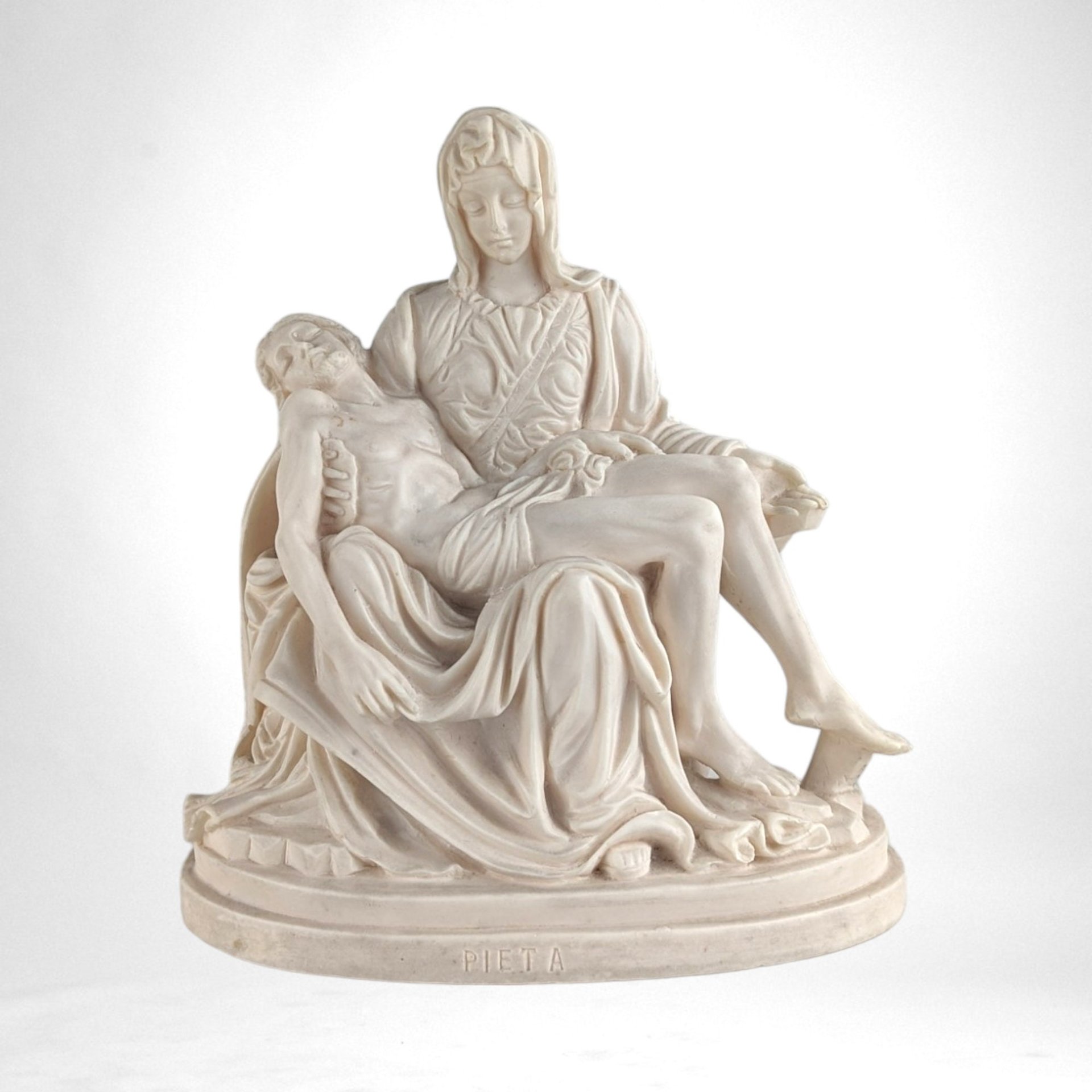 Vintage Michaelangelo Pieta 7" Resin Sculpture