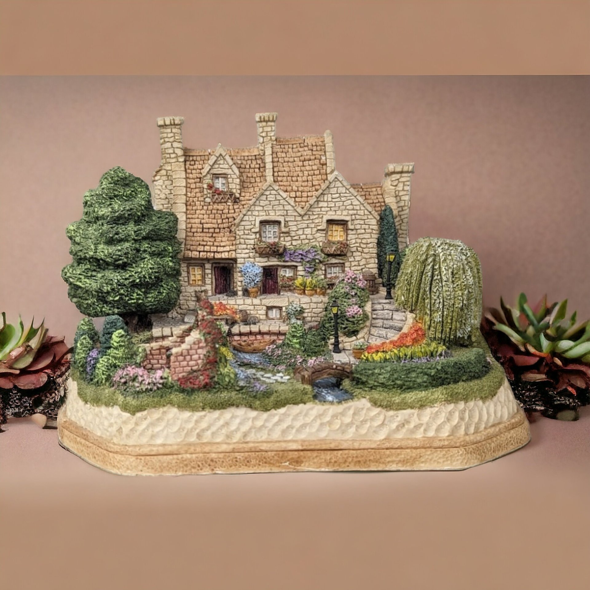 1994 David Winter Cottages, Willow Gardens