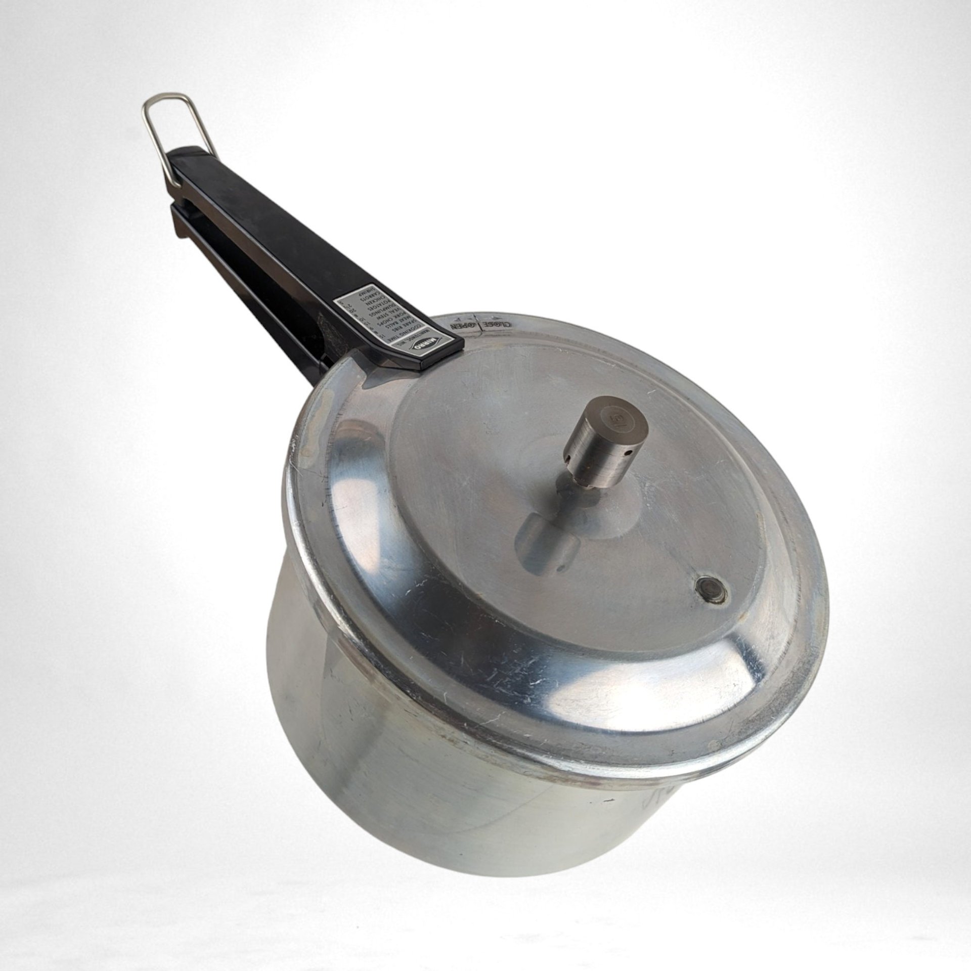 Vintage 4 Quart Mirro Pressure Cooker