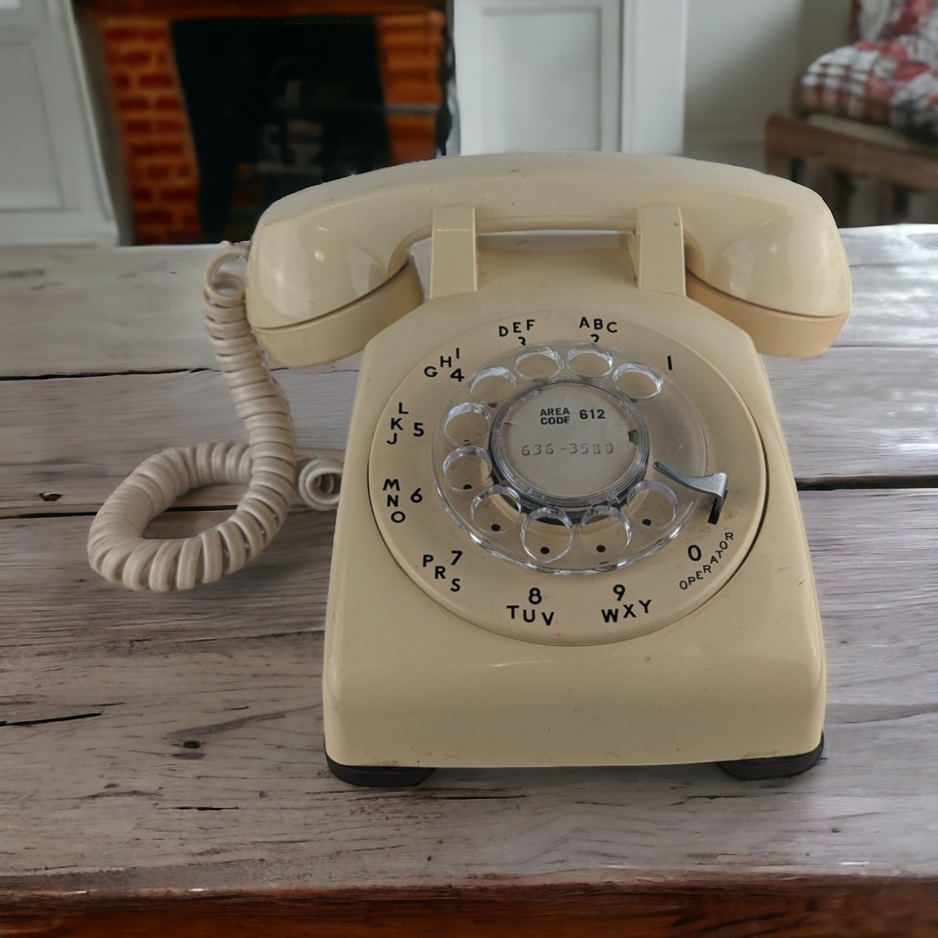 Vintage Bell System Rotary Dial Telephone