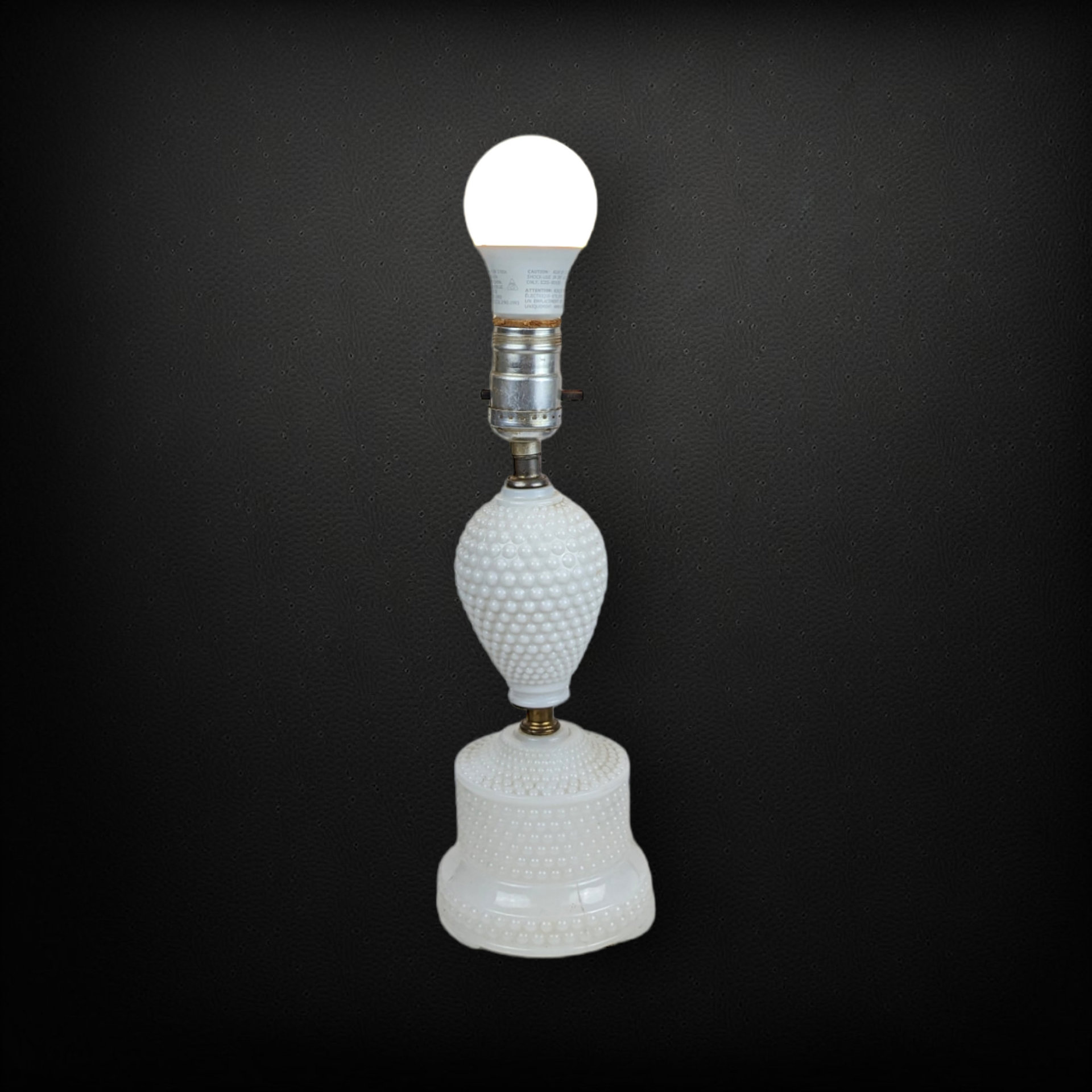 Hobnail Vintage Milk Glass Lamp