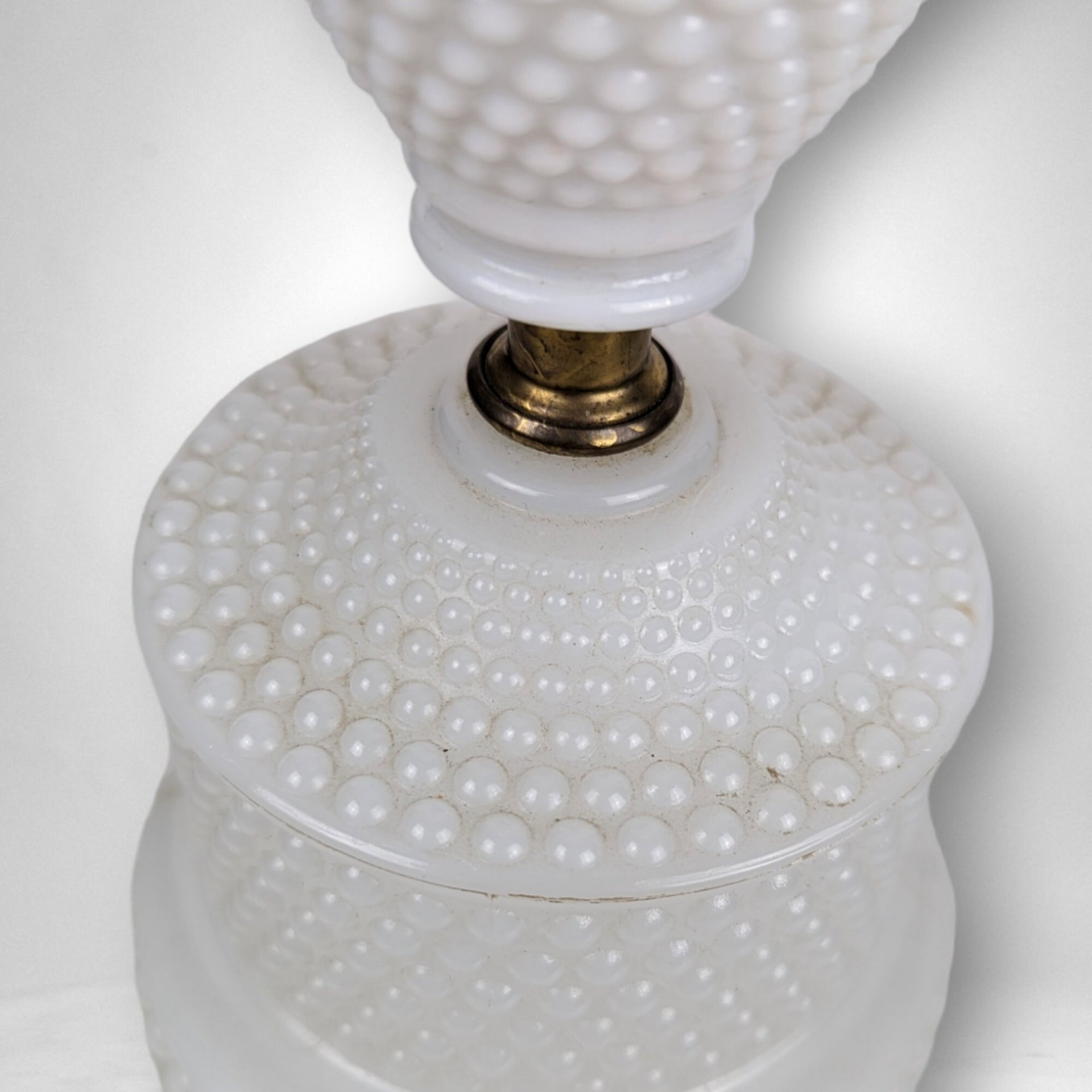 Hobnail Vintage Milk Glass Lamp