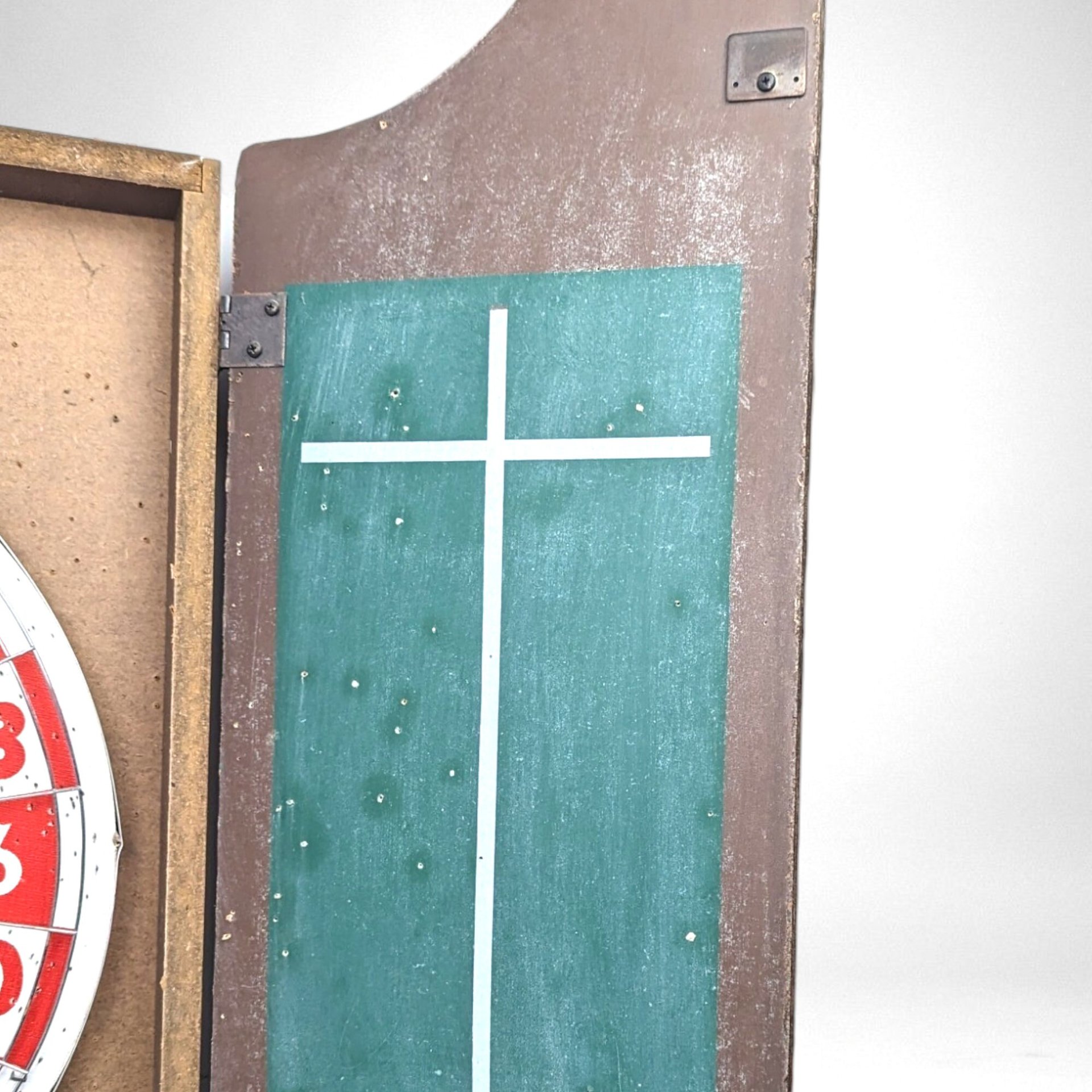 Anheiser Busch Dart Board with Darts