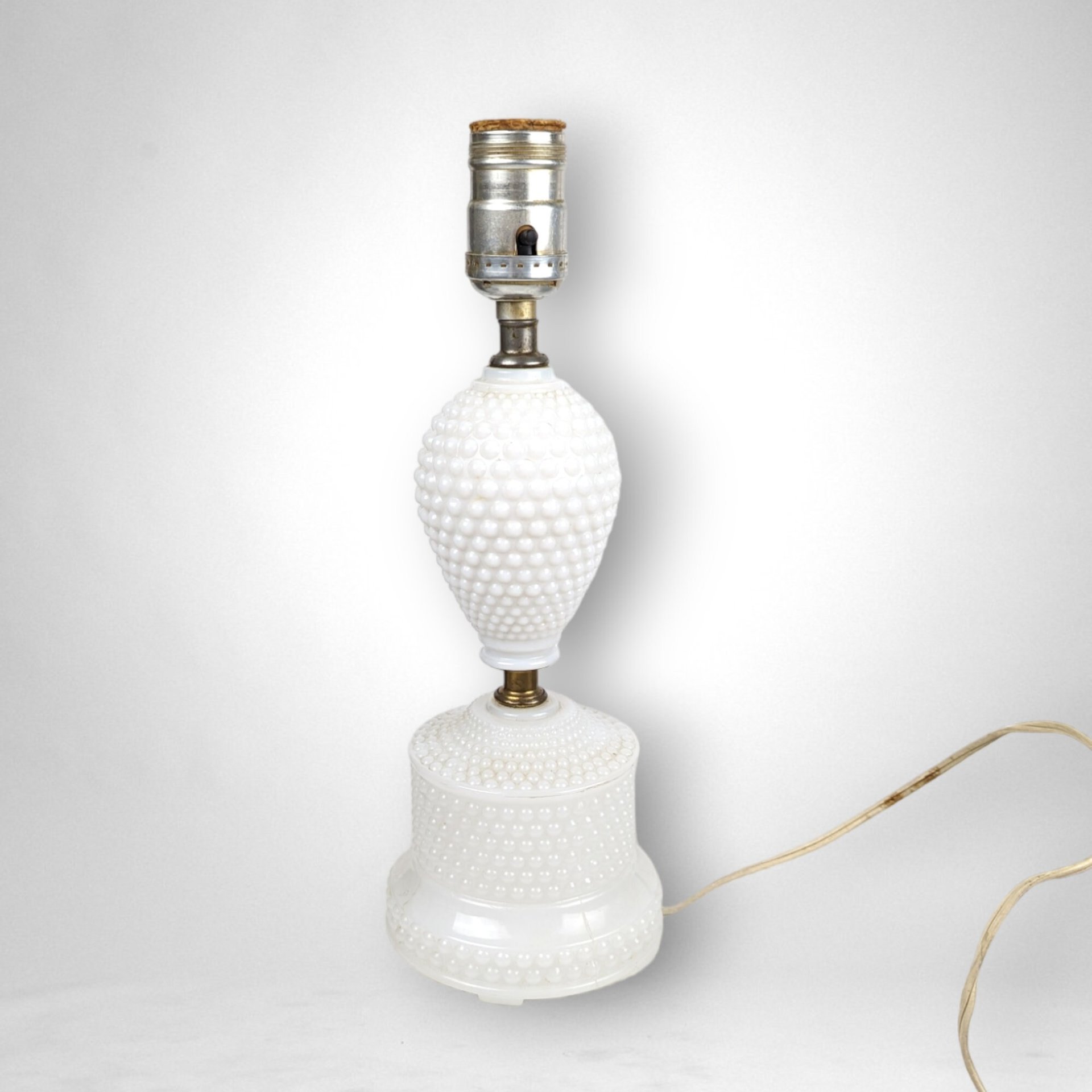 Hobnail Vintage Milk Glass Lamp