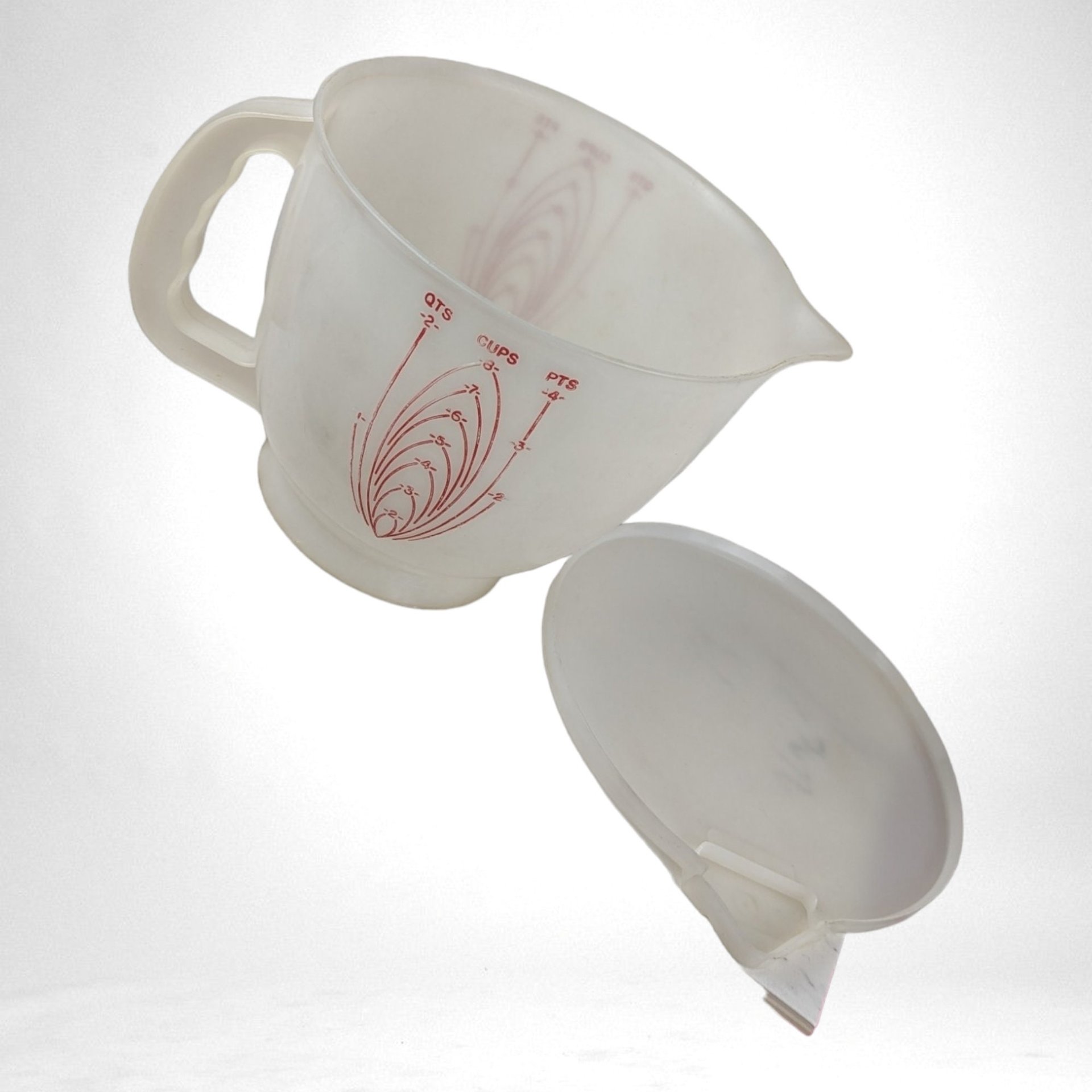 Vintage Tupperware 8 Cup Liquid Measuring Cup/Bowl