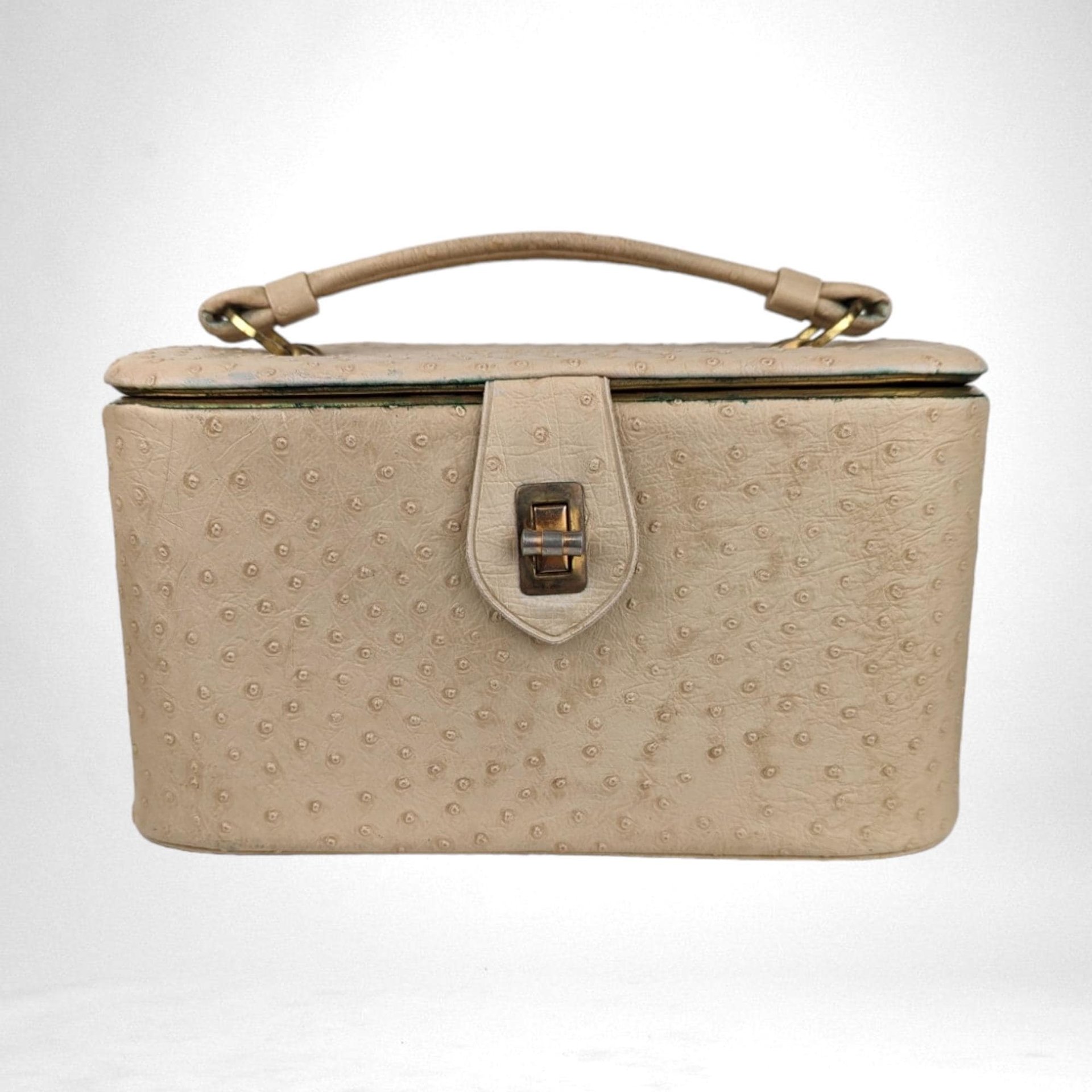 Vintage Celebrity New York Train Make Up Case