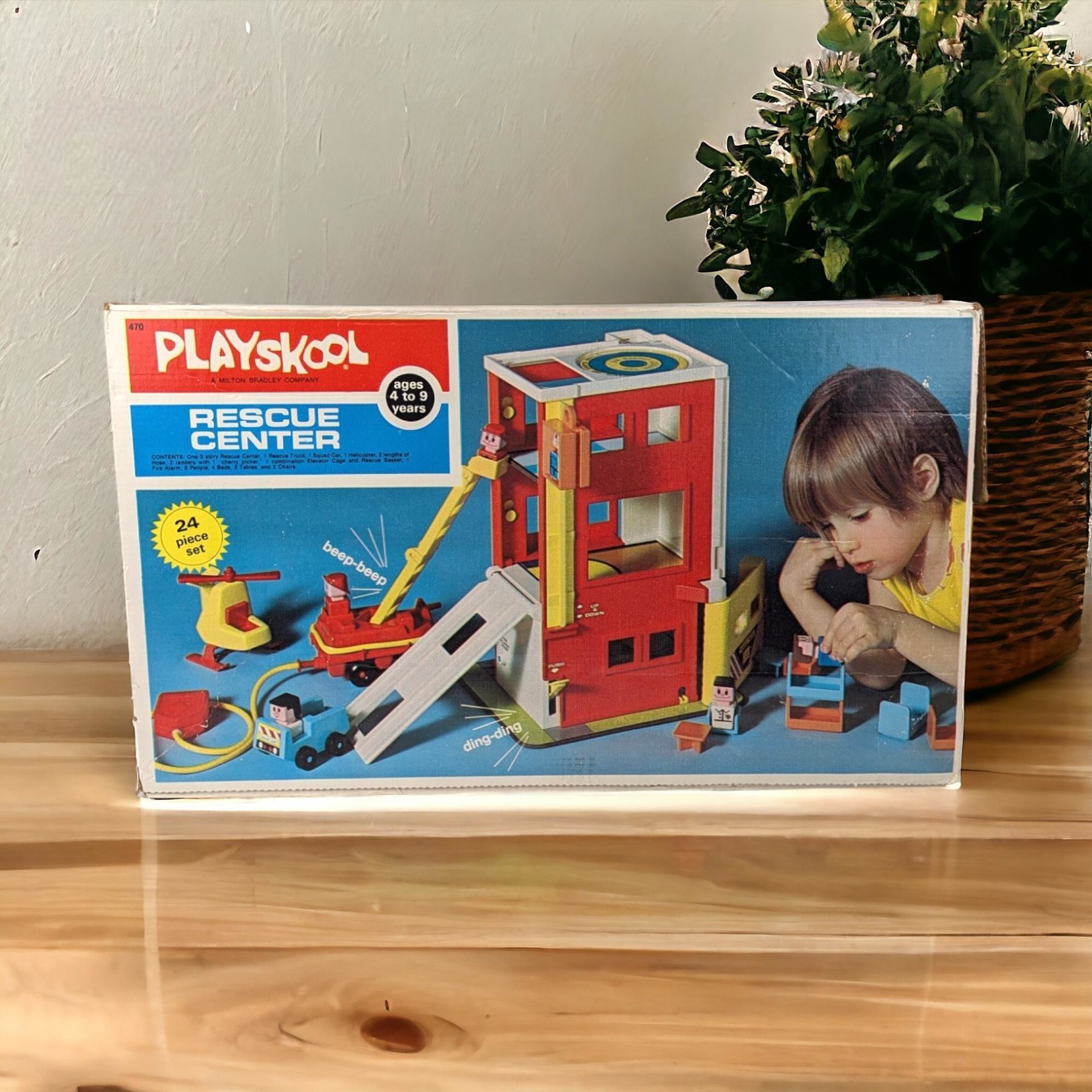 Vintage 1973 Playskool Rescue Center Playset - 470, with Accessories
