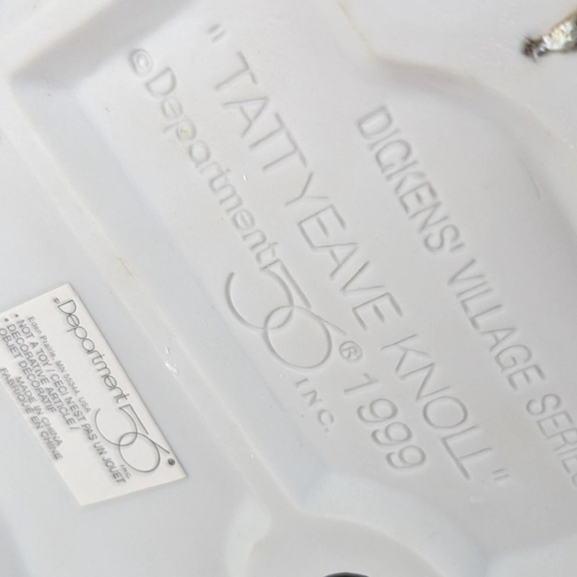 Vintage 1999 Dept. 56 Tattyeave Knoll Village House | Lighted | Excellent Condition | Original Box | Christmas Decor