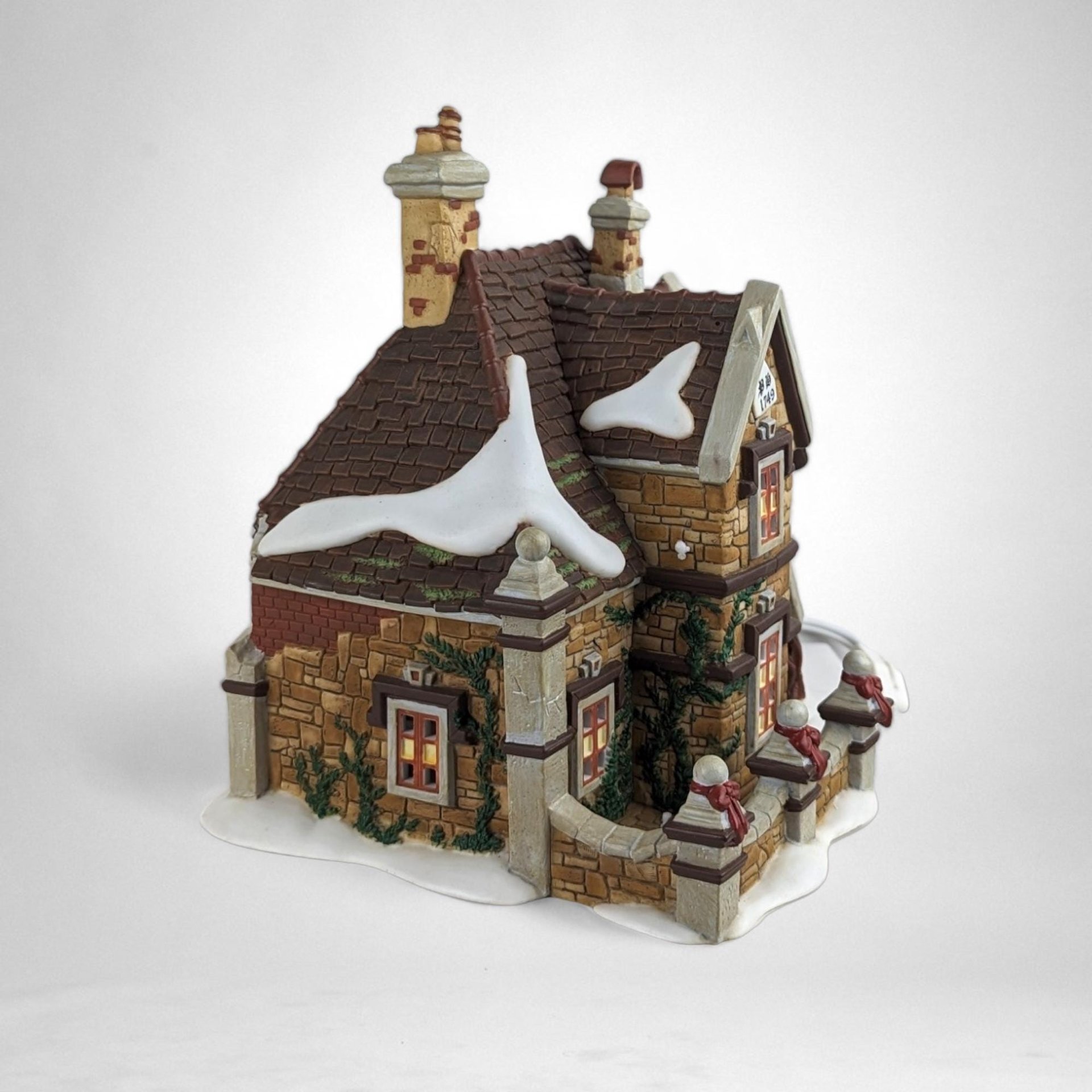 Vintage 1999 Dept. 56 Tattyeave Knoll Village House | Lighted | Excellent Condition | Original Box | Christmas Decor