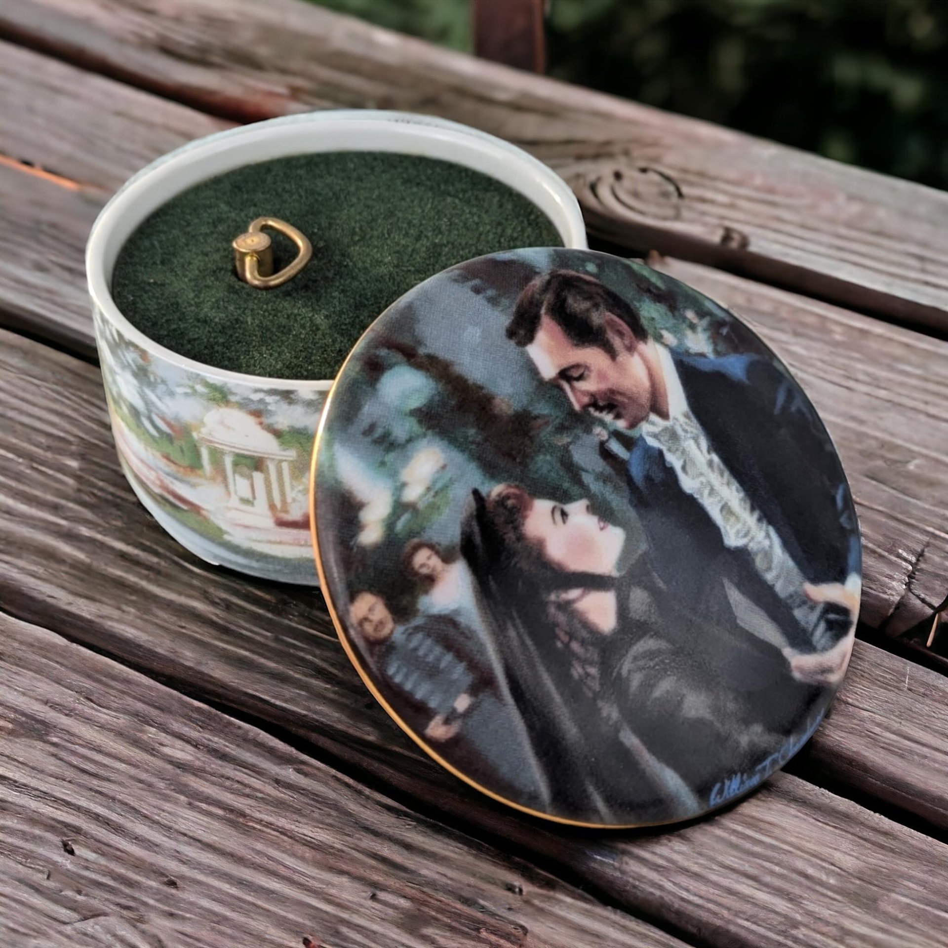 Vintage Gone with the Wind Music Boxes,  Collectible Music Boxes,  Scarlett O'Hara, Rhett Butler,  Movie Memorabilia,  Gift for Movie Buff