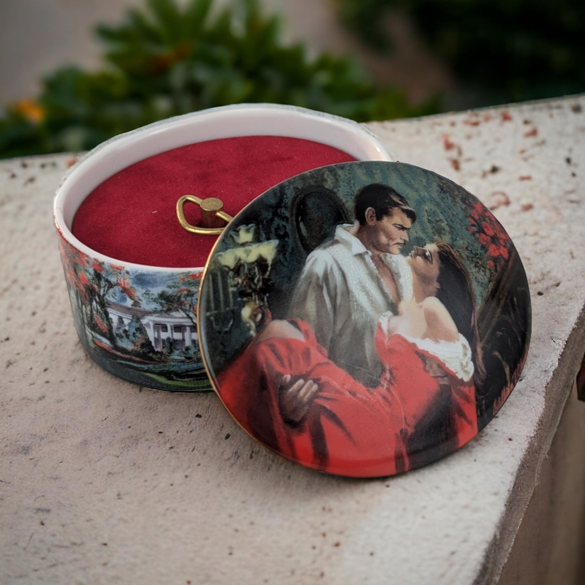 Vintage Gone with the Wind Music Boxes,  Collectible Music Boxes,  Scarlett O'Hara, Rhett Butler,  Movie Memorabilia,  Gift for Movie Buff