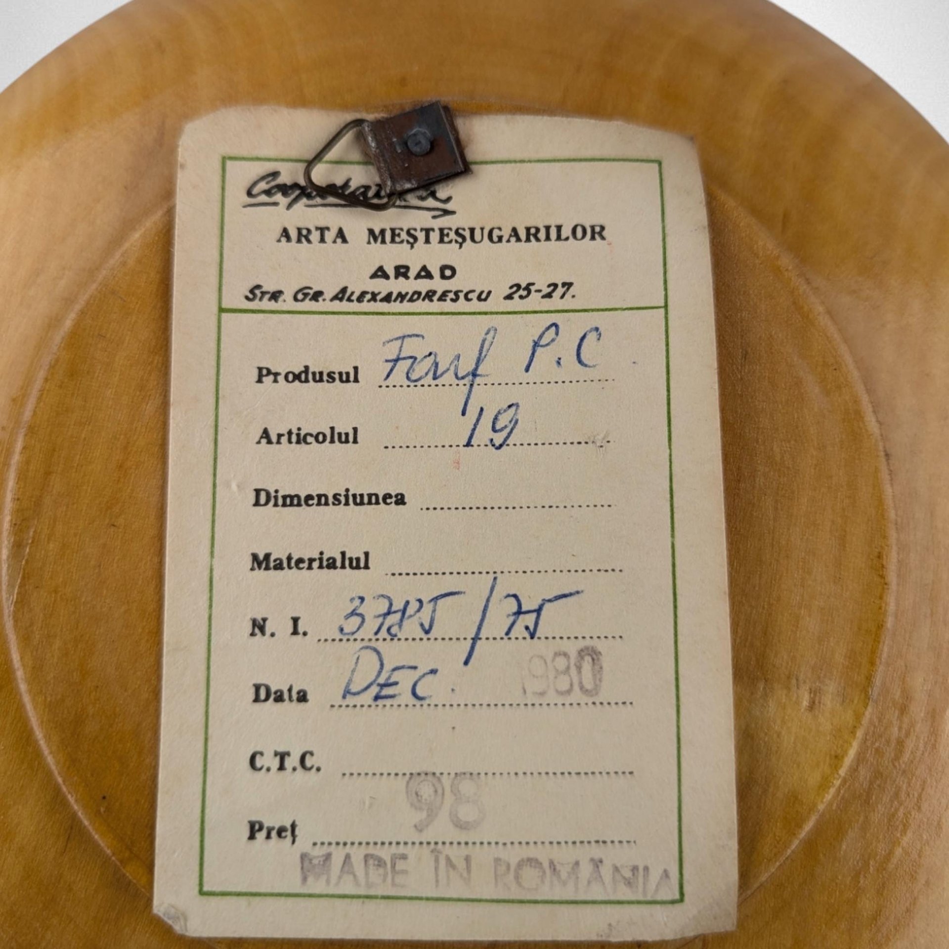 Vintage Romanian Handpainted Wooden Plate, Wall Decor, Folk Art, Collectible Plate, Traditional Romanian Design, 7 inches