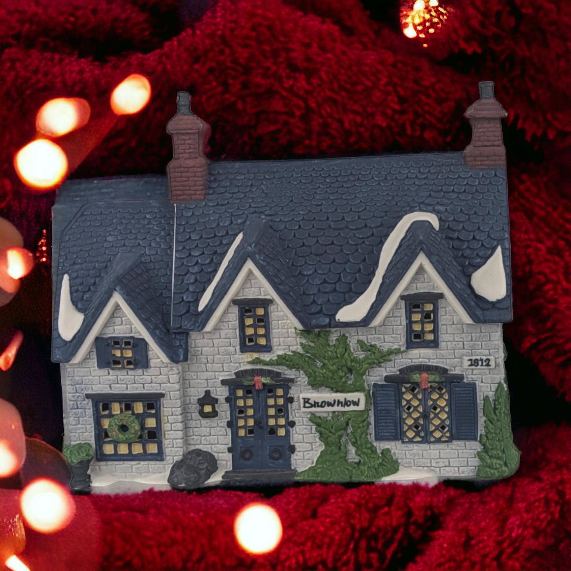 Vintage 1990 Dept 56 "Brownlow House" | Dickens' Village Series | Oliver Twist | Lighted Porcelain House | Christmas Village