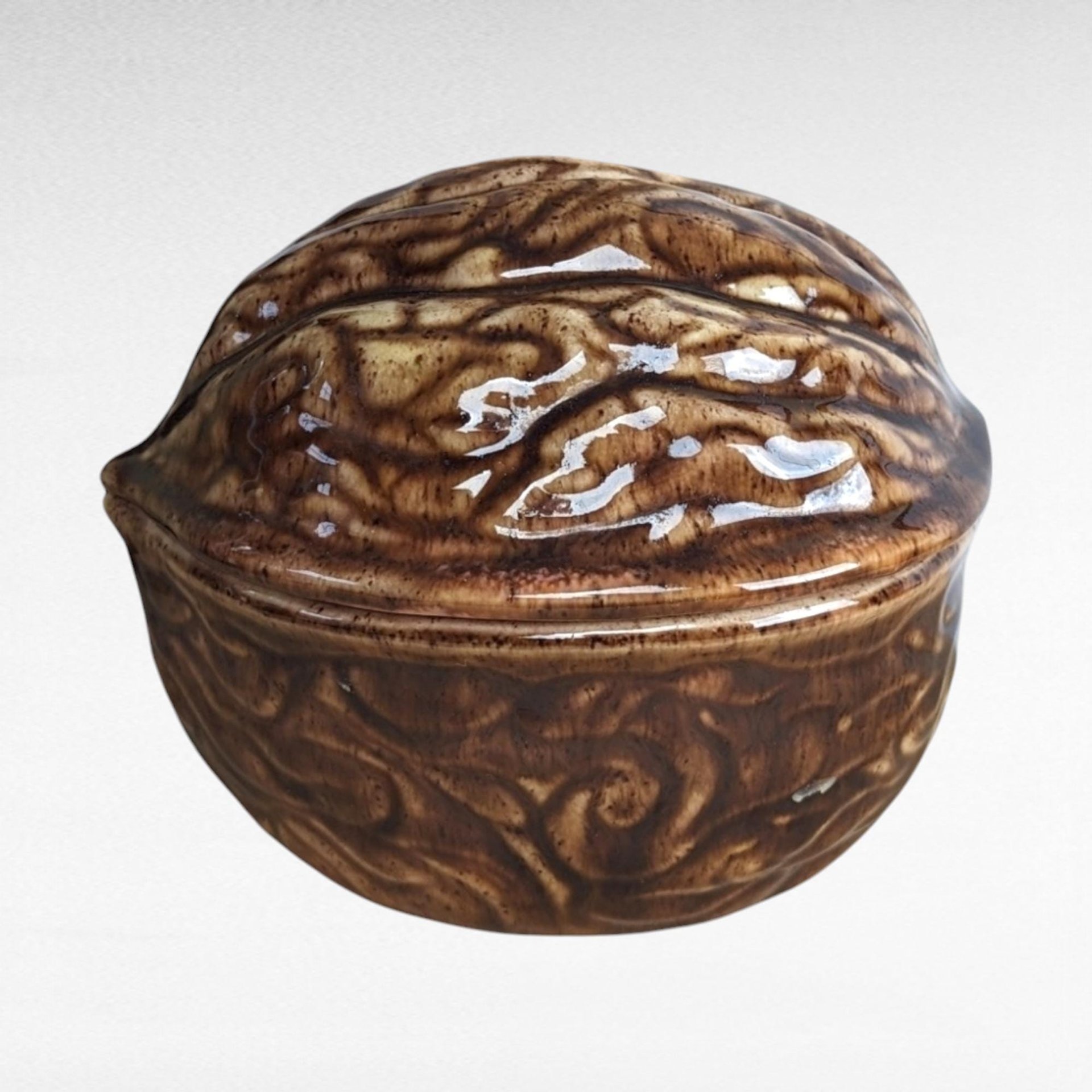 Hand Painted Walnut Trinket Box, Ceramic Walnut Bowl, Signed Bunny, Decorative Box, Unique Gift, Vintage Decor