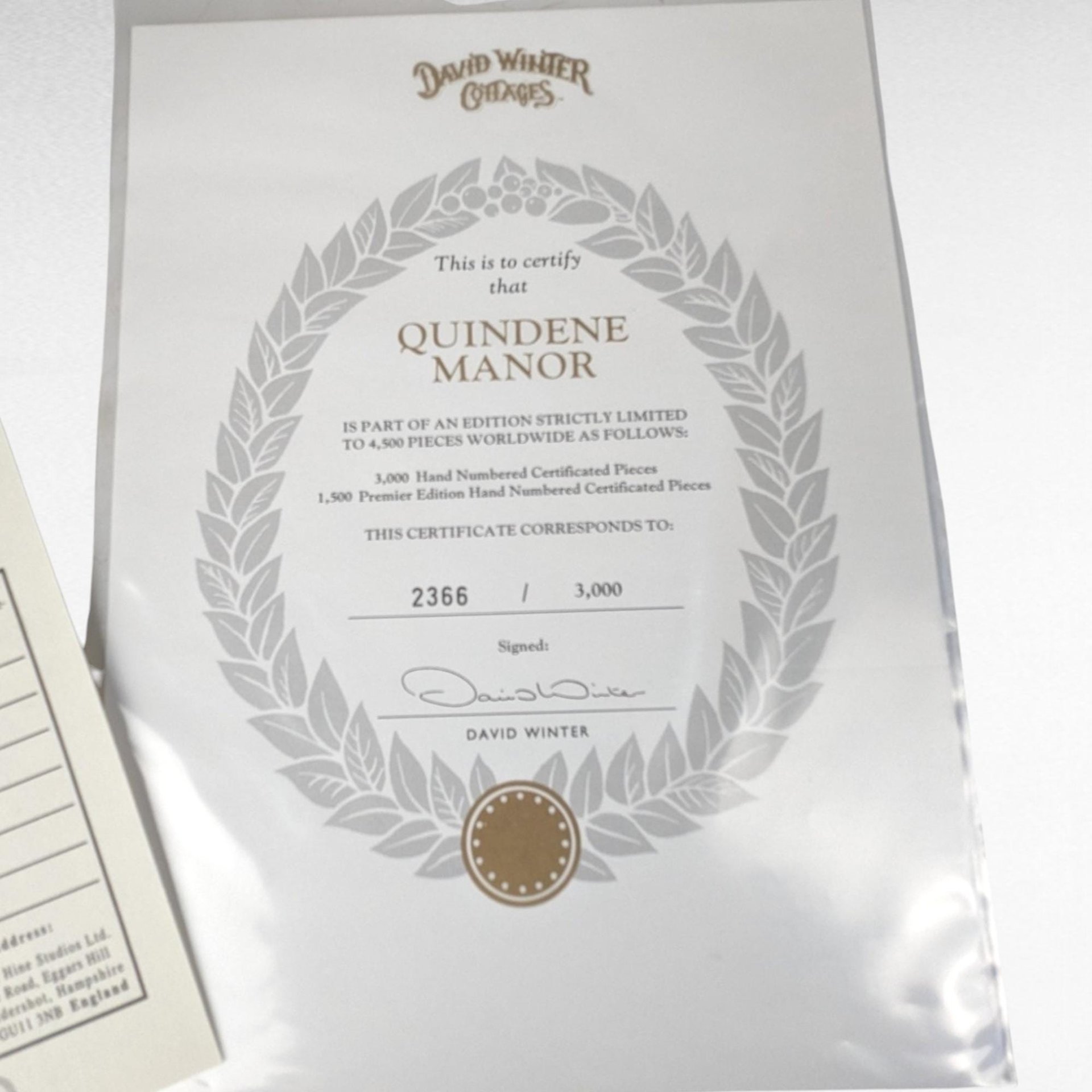 1994 David Winter Quindene Manor, Signed Cottage, Collectible Figurine, English Village, Gift for Collectors