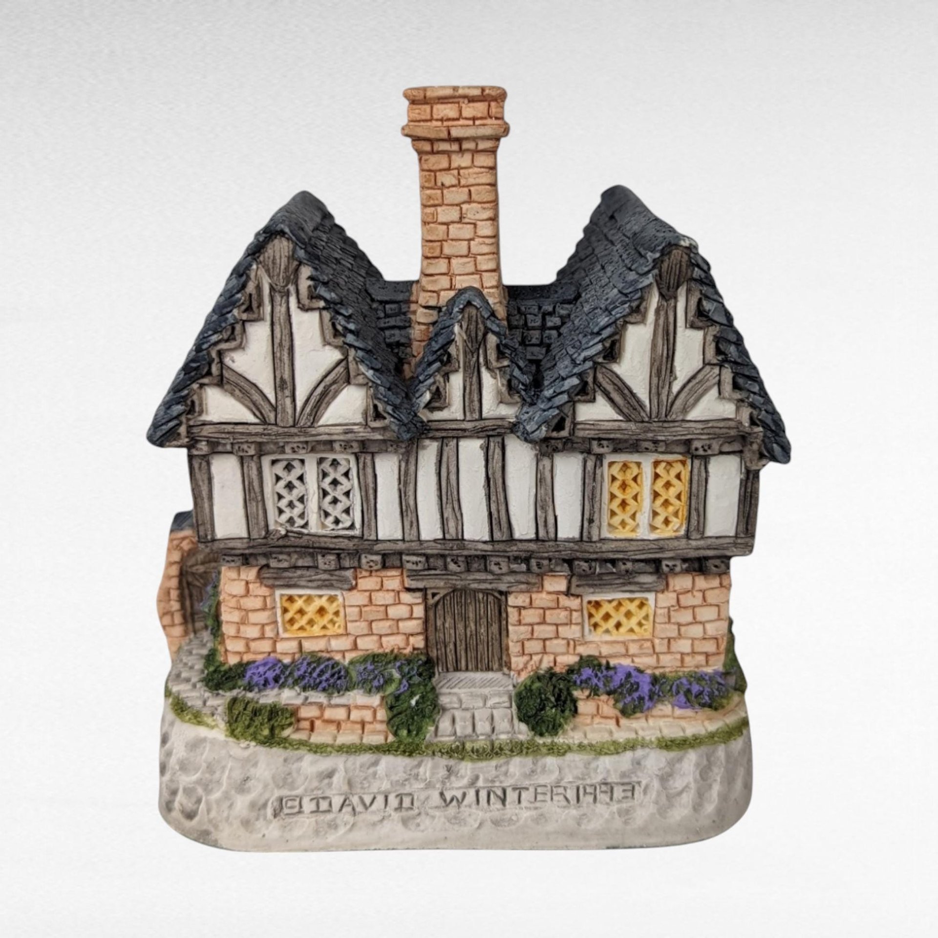 1993 David Winter Cottage "The Constabulary" | with COA and Original Box | Vintage Collectible