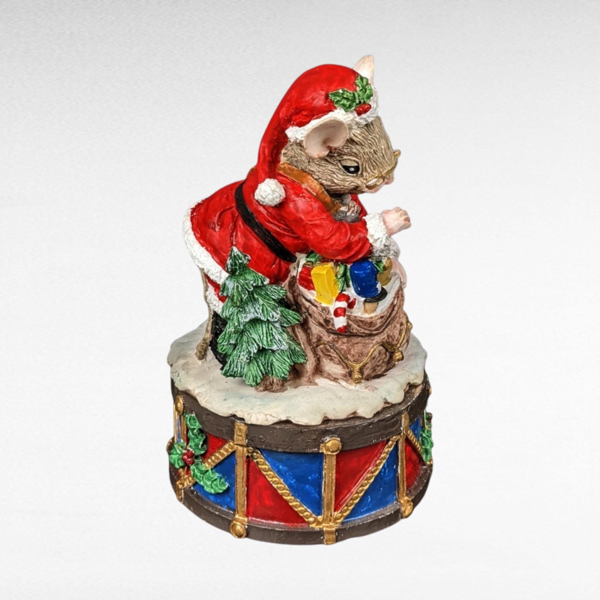 Vintage Resin Christmas Mouse Music Box | Musical Figurine | Holiday Decor | Gift for Collector