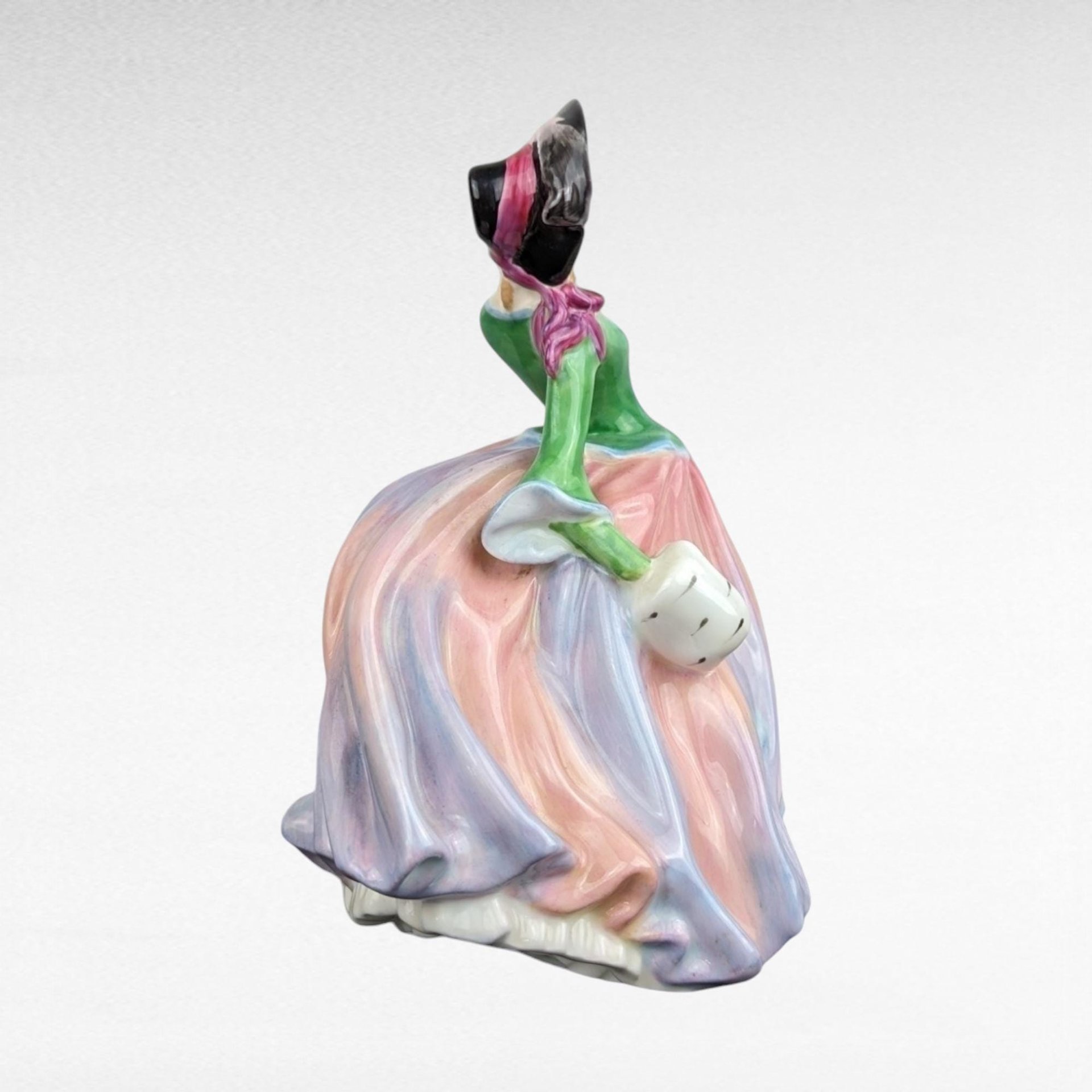 Vintage Royal Doulton "Autumn Breezes" Figurine | HN 1911 | Porcelain Collectible | English Figurine